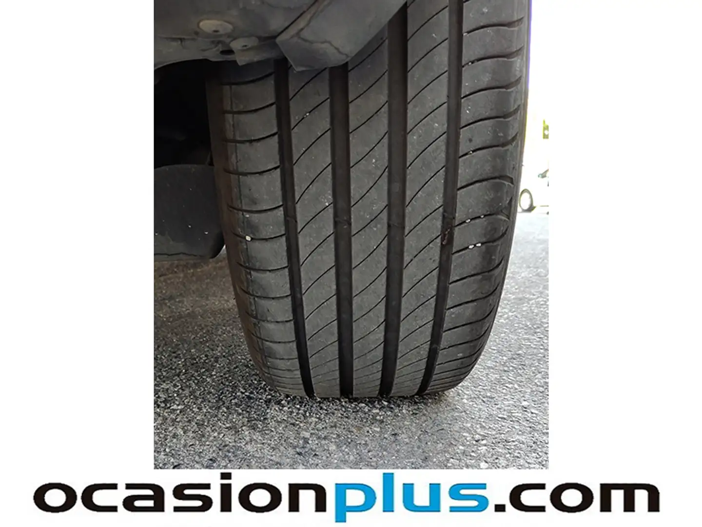 Foto Peugeot 3008 Peugeot 3008 PureTech 130 S&S Allure Pack EAT8 (130 CV)