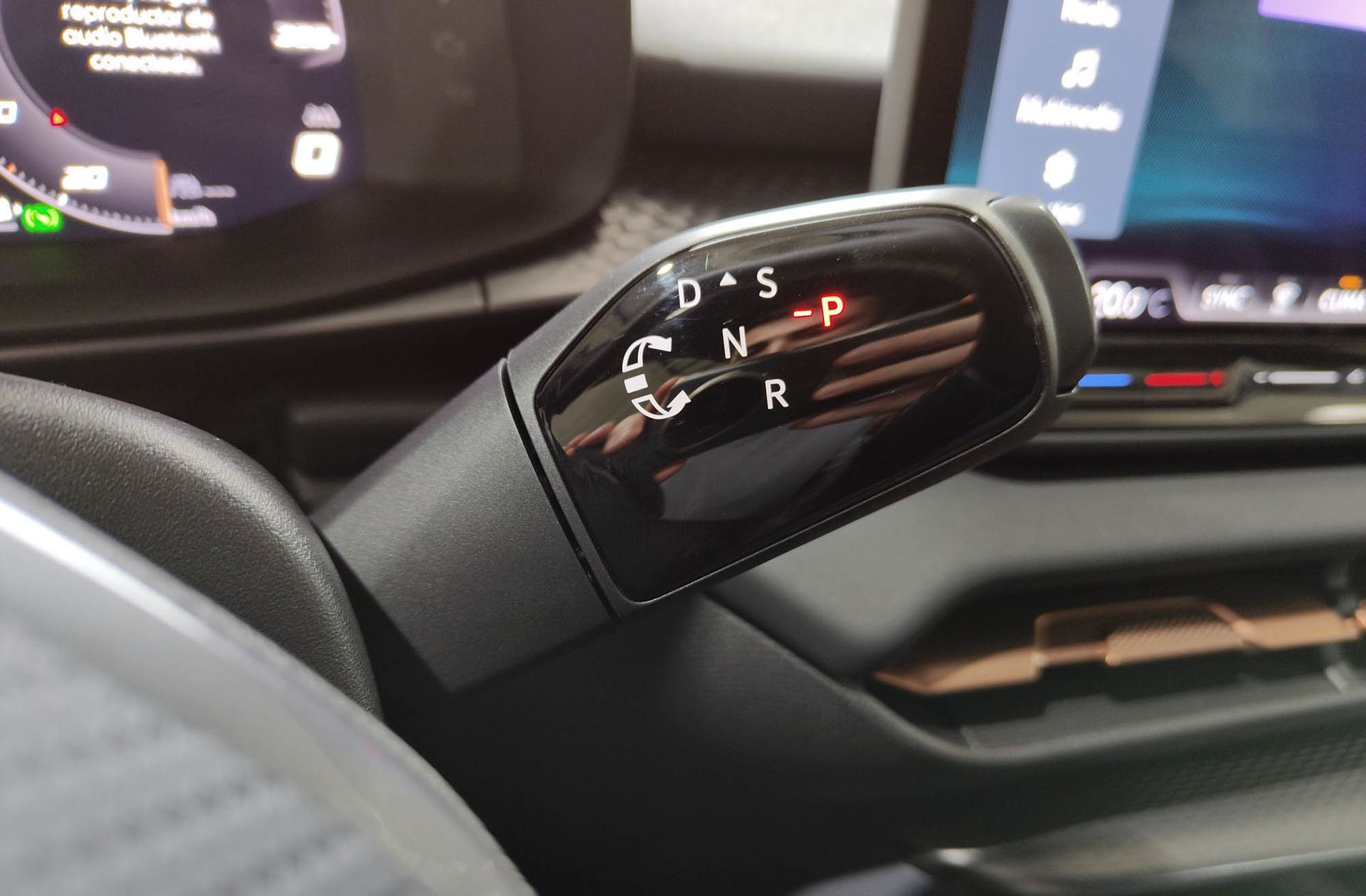 Cupra Terramar 1.5 eTSI DSG - foto 5