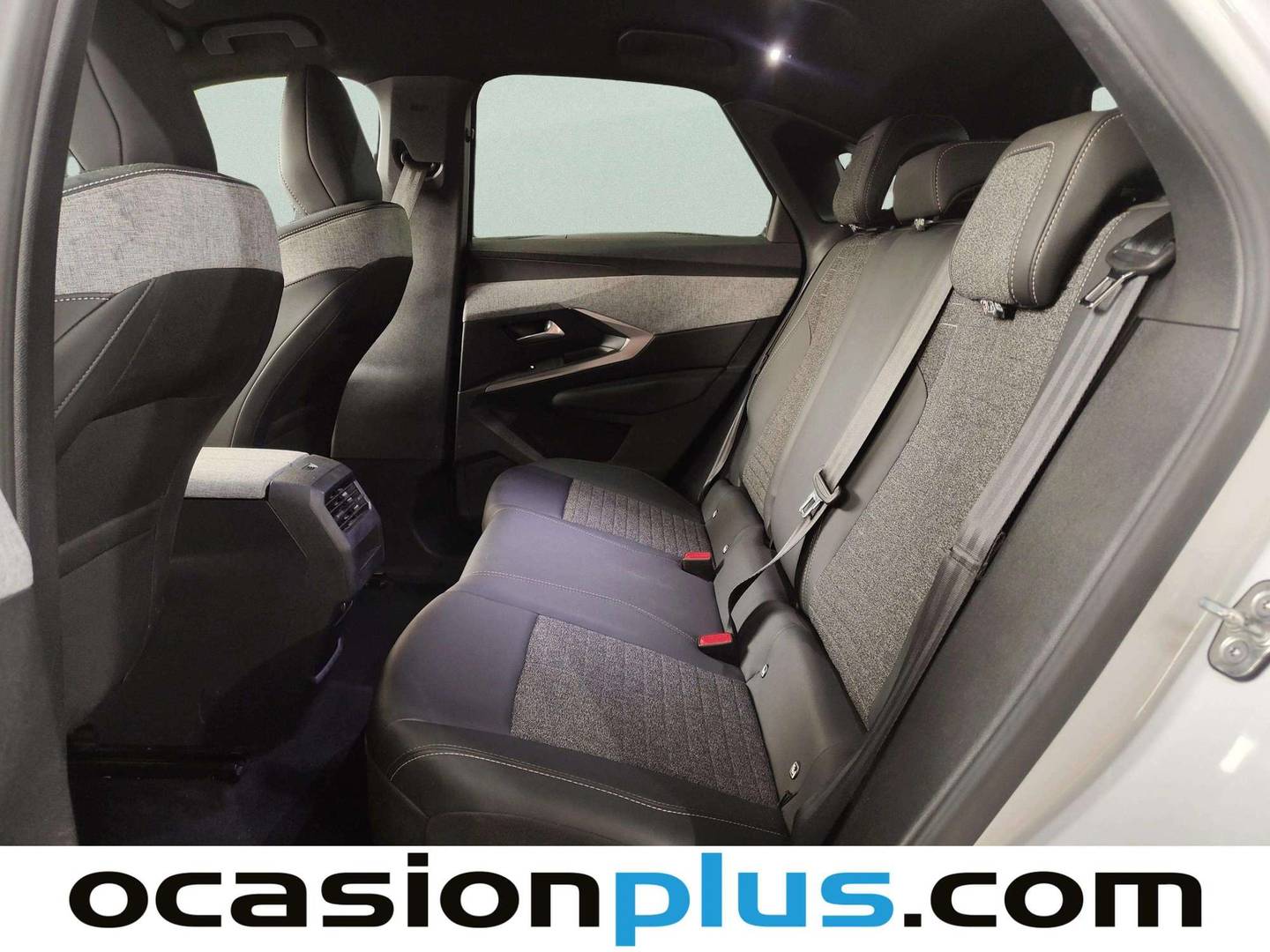 Foto asientos traseros Peugeot 3008 Hybrid Peugeot 3008 Hybrid 145 Allure eDCS6 (145 CV)