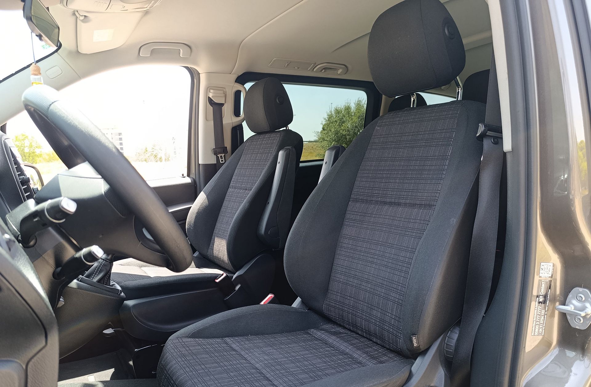 Mercedes-Benz Vito Combi 114 CDI Tourer Base Larga - foto 10