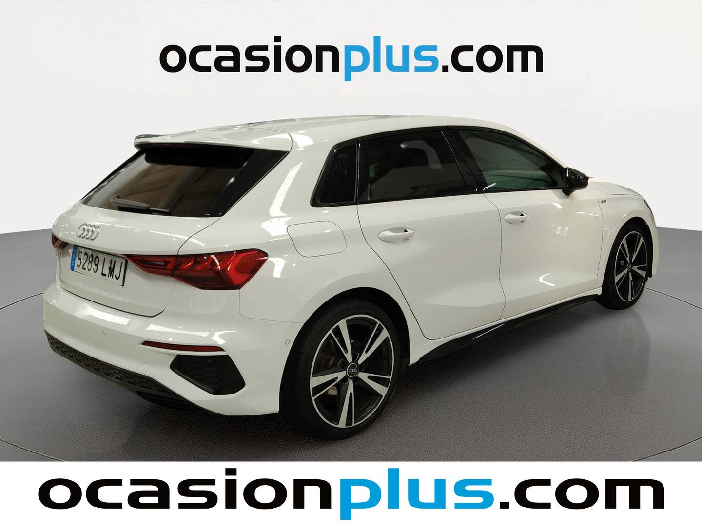 Foto trasera Audi A3 Audi A3 Sportback Black line 35 TFSI (150 CV) S tronic derecha