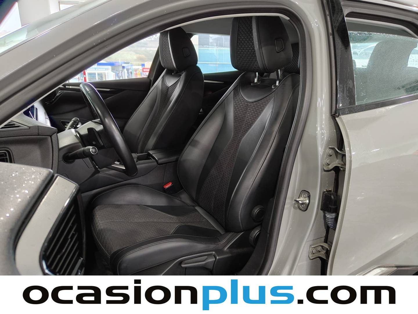 Foto DS DS 4 DS DS4 BlueHDi 130 Trocadero Auto (130 CV)