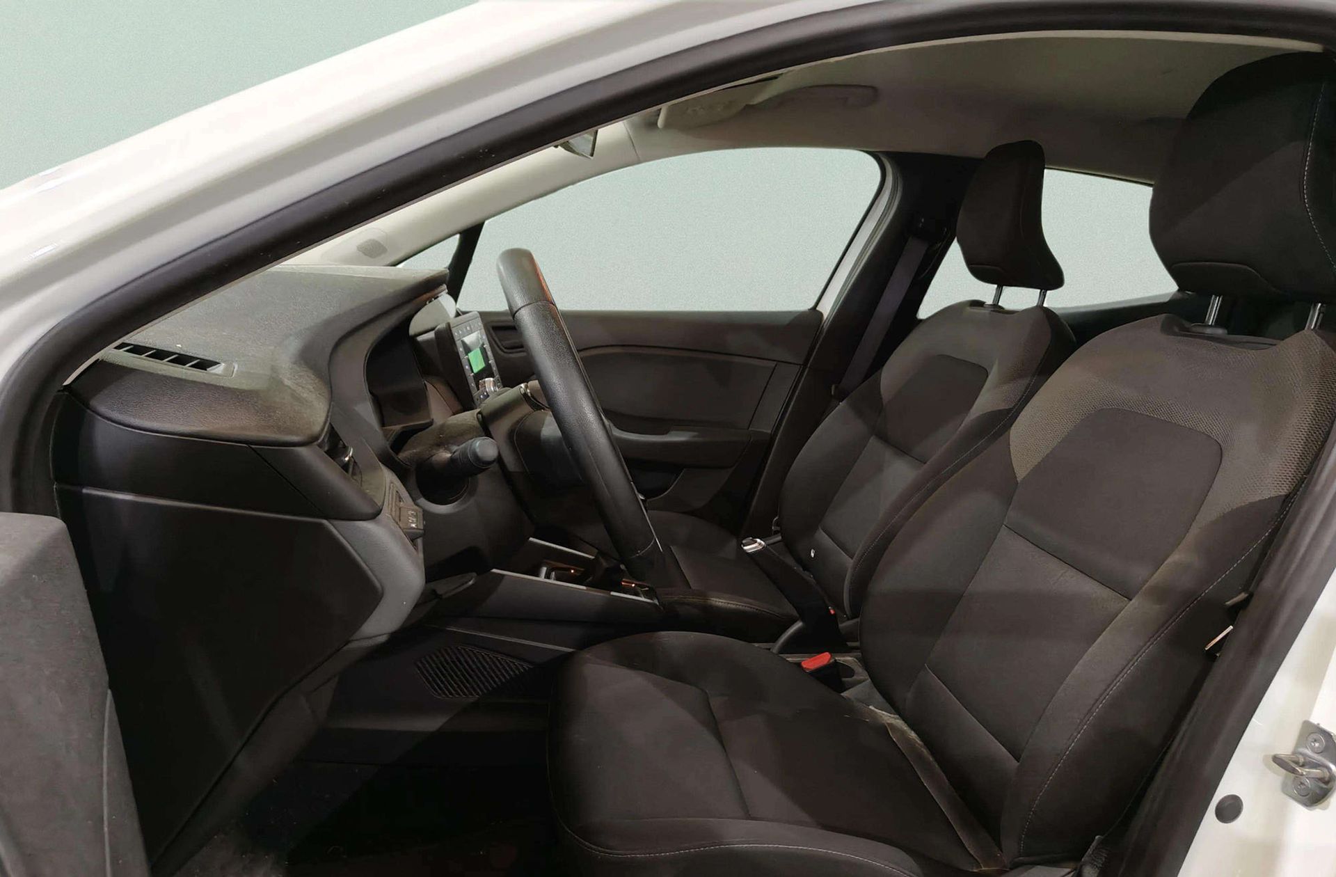 Renault Clio Authentic SCe - foto 8