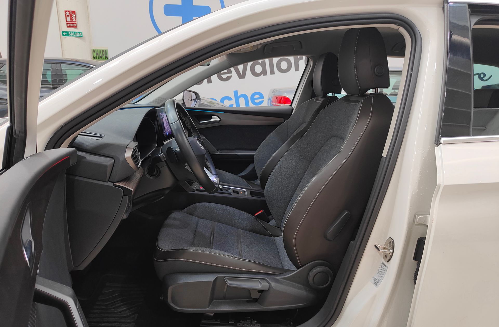 SEAT León ST 1.4 e-Hybrid Xcellence Go L DSG - foto 11