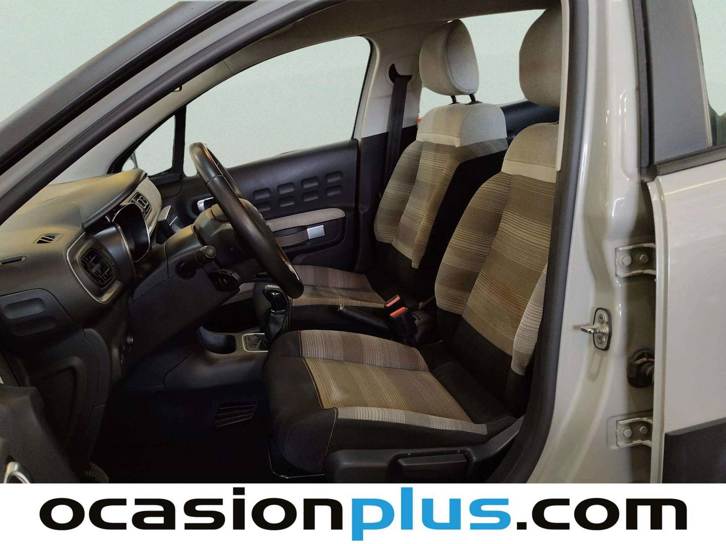 Foto asientos traseros Citroën C3 Citroën C3 PureTech 82 Feel (83 CV)