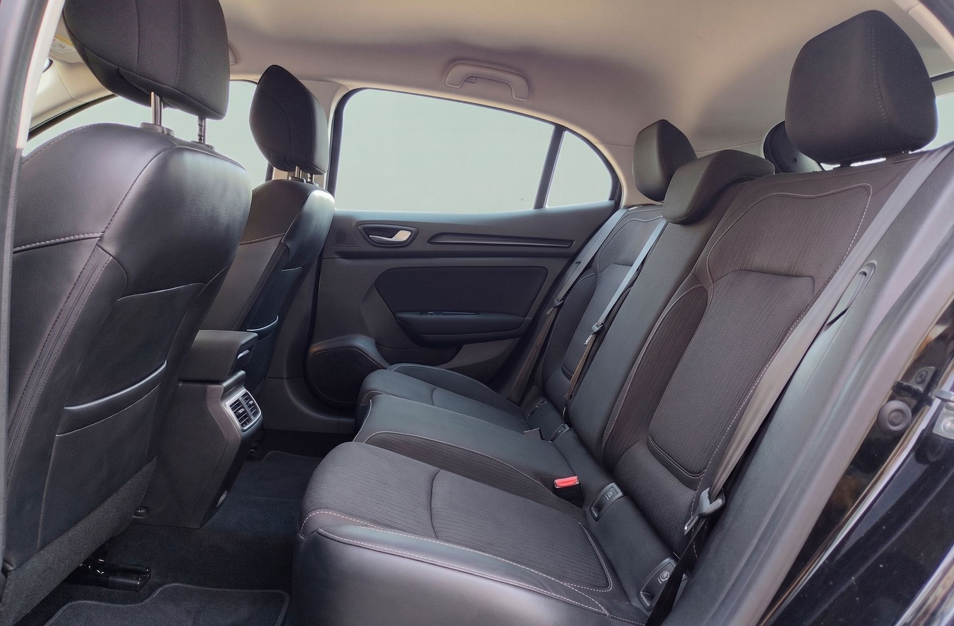 Renault Mégane Intens Energy TCe - foto 10