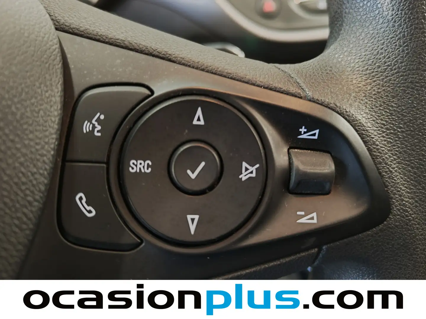 Foto Opel Crossland X Opel Crossland X 1.2 Edition (81 CV)