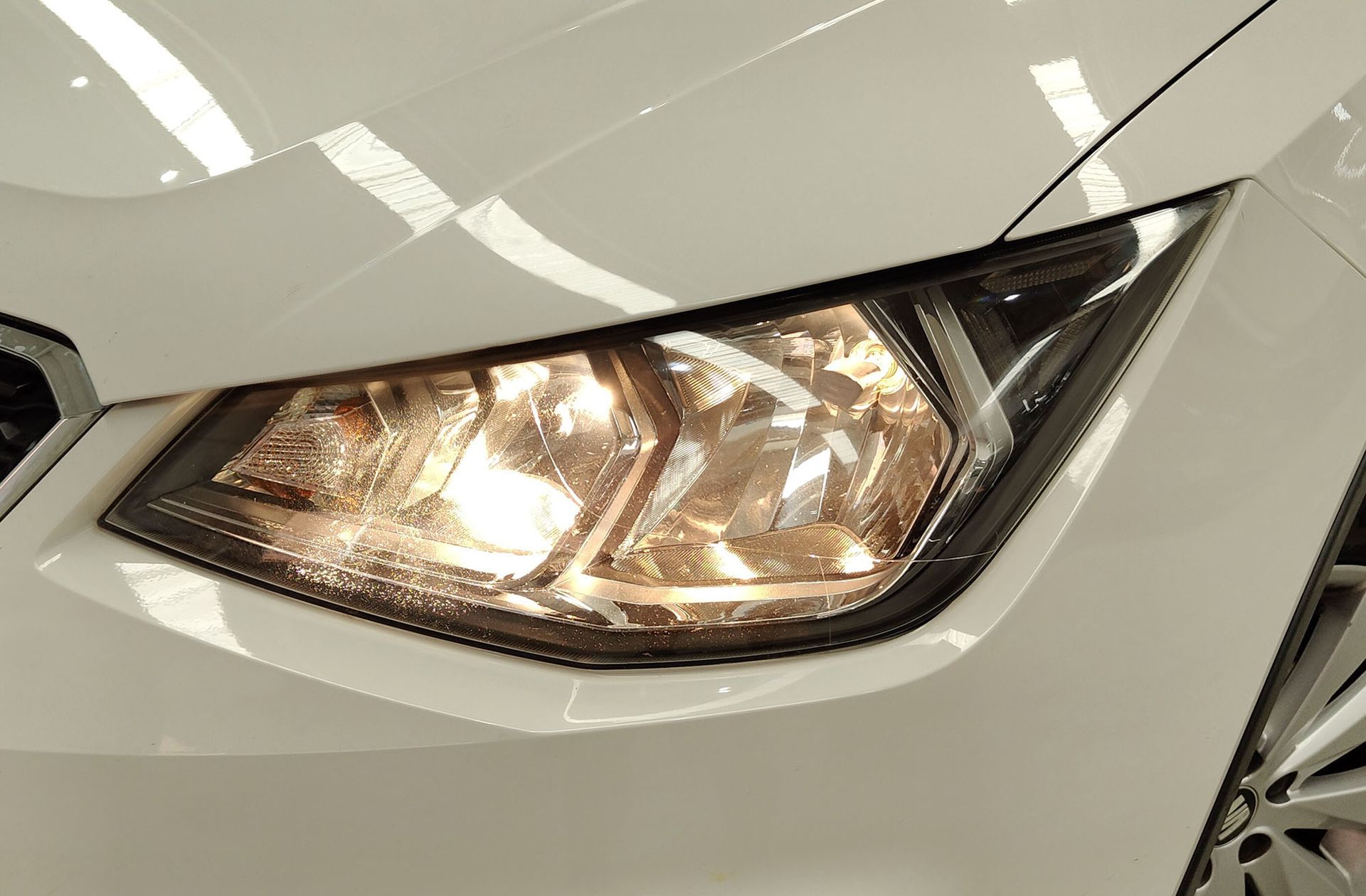 SEAT Arona 1.6 TDI Ecomotive Style - foto 14