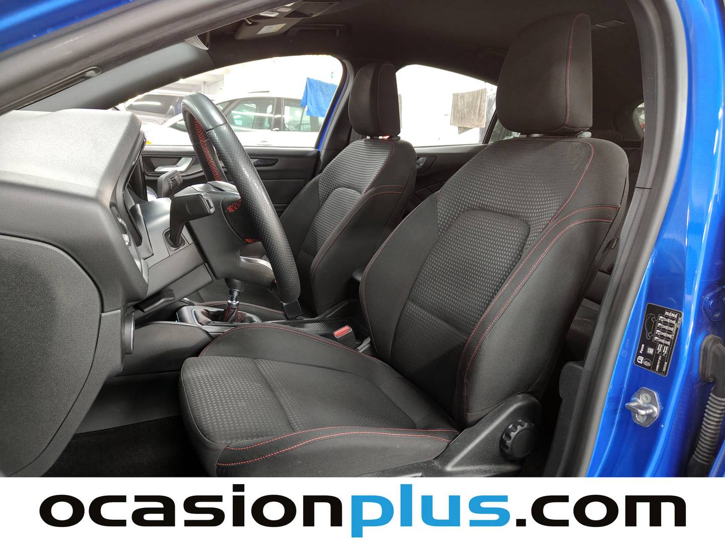Foto asientos delanteros Ford Focus Ford Focus 1.0 Ecoboost MHEV ST-Line (155 CV)