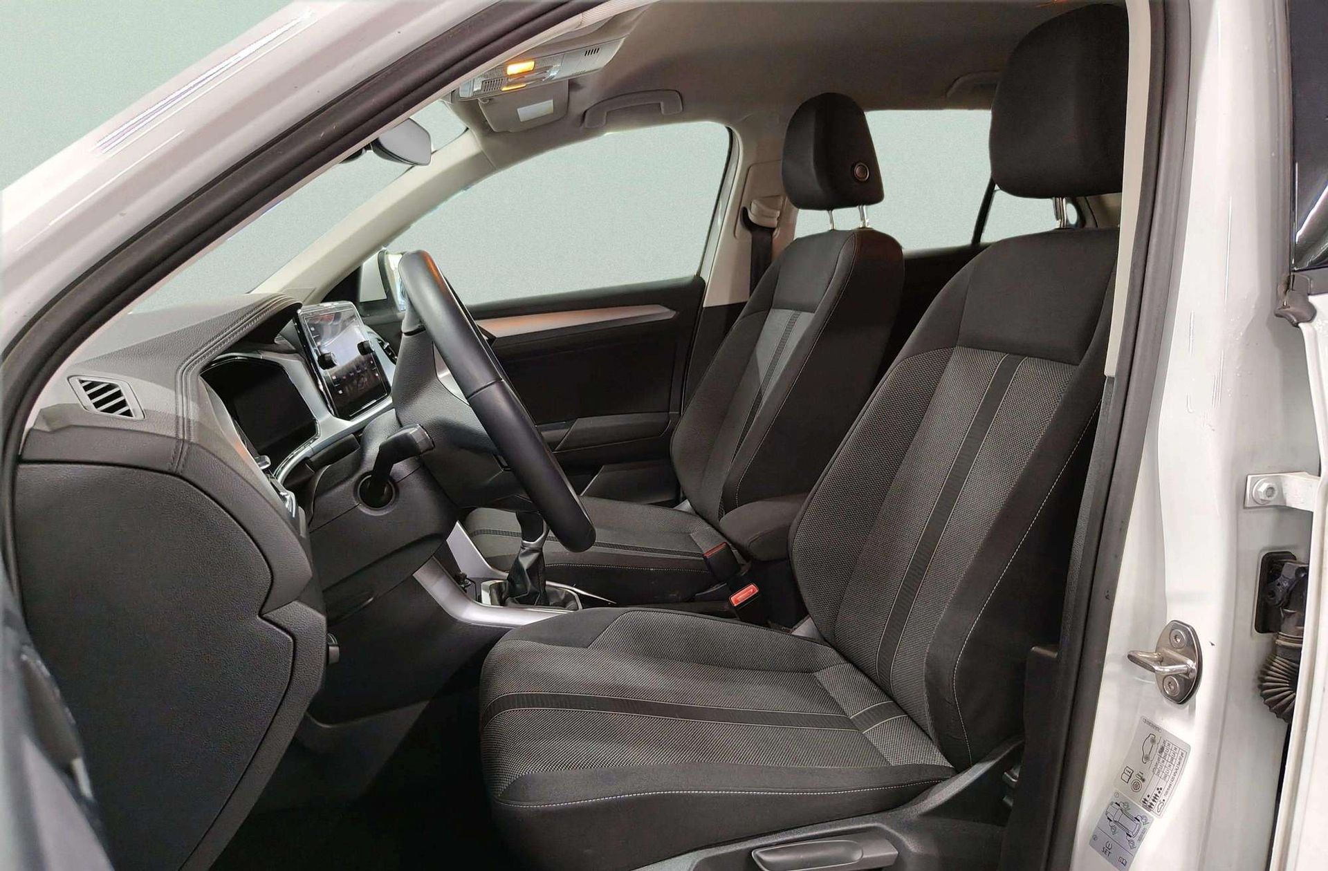 Volkswagen T-Roc Life 2.0 TDI - foto 10