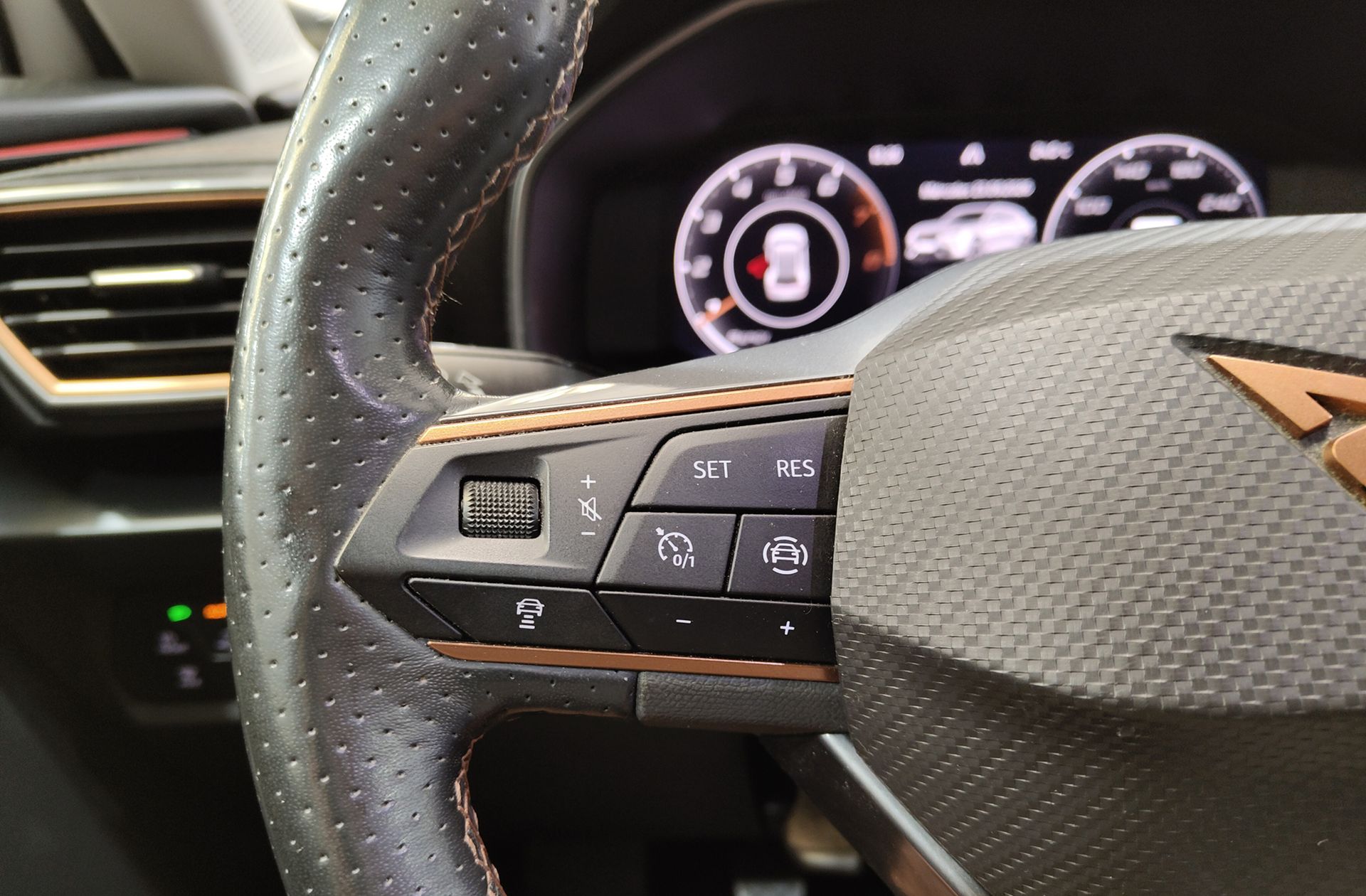 Cupra Formentor 1.5 TSI - foto 27