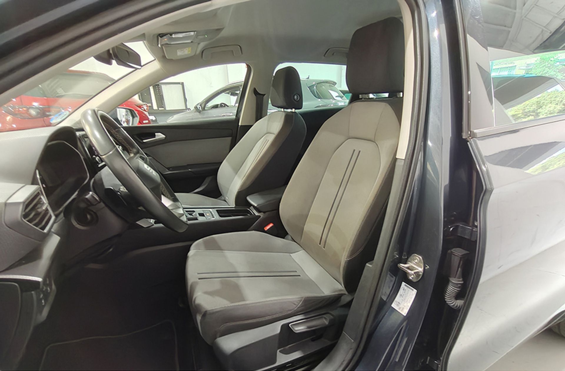 SEAT León ST 1.0 eTSI Style XL DSG - foto 10