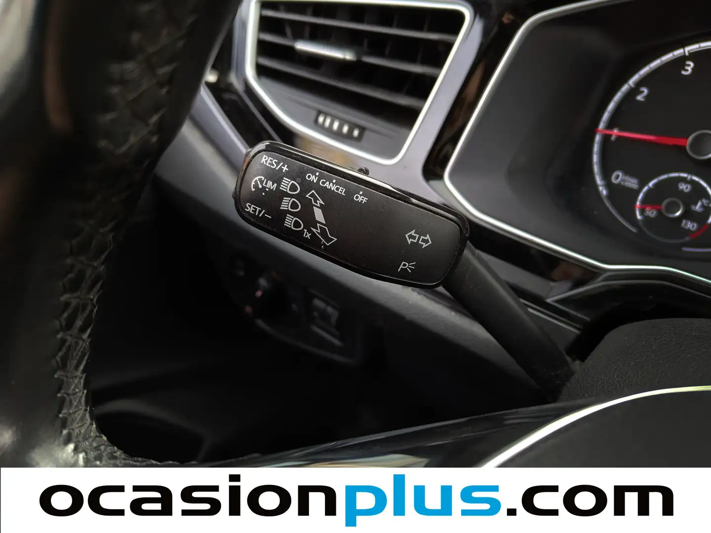 Foto Volkswagen Polo Volkswagen Polo Sport 1.0 TSI (115 CV) Pack R-Line