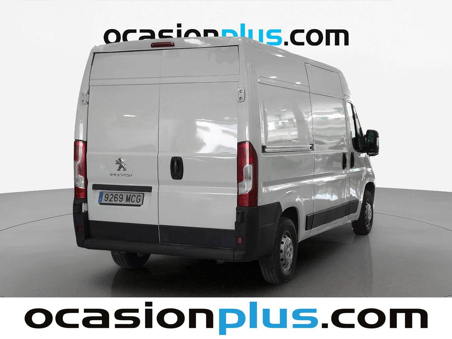 Foto trasera Peugeot Boxer Peugeot Boxer BlueHDi 140 S&S 335 L2H2 (140 CV) derecha