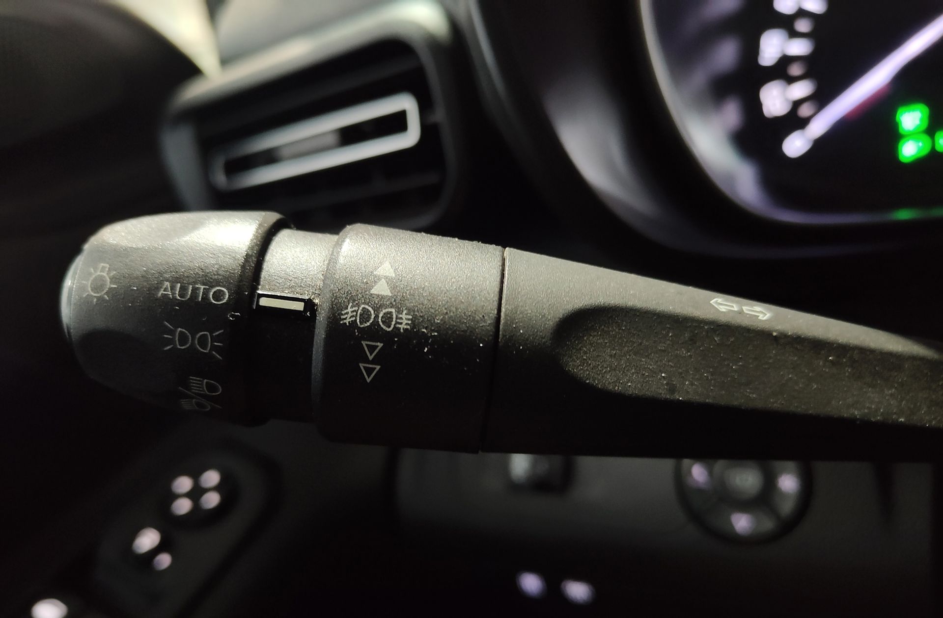 Citroën Berlingo BlueHDi 100 Talla M Shine - foto 25