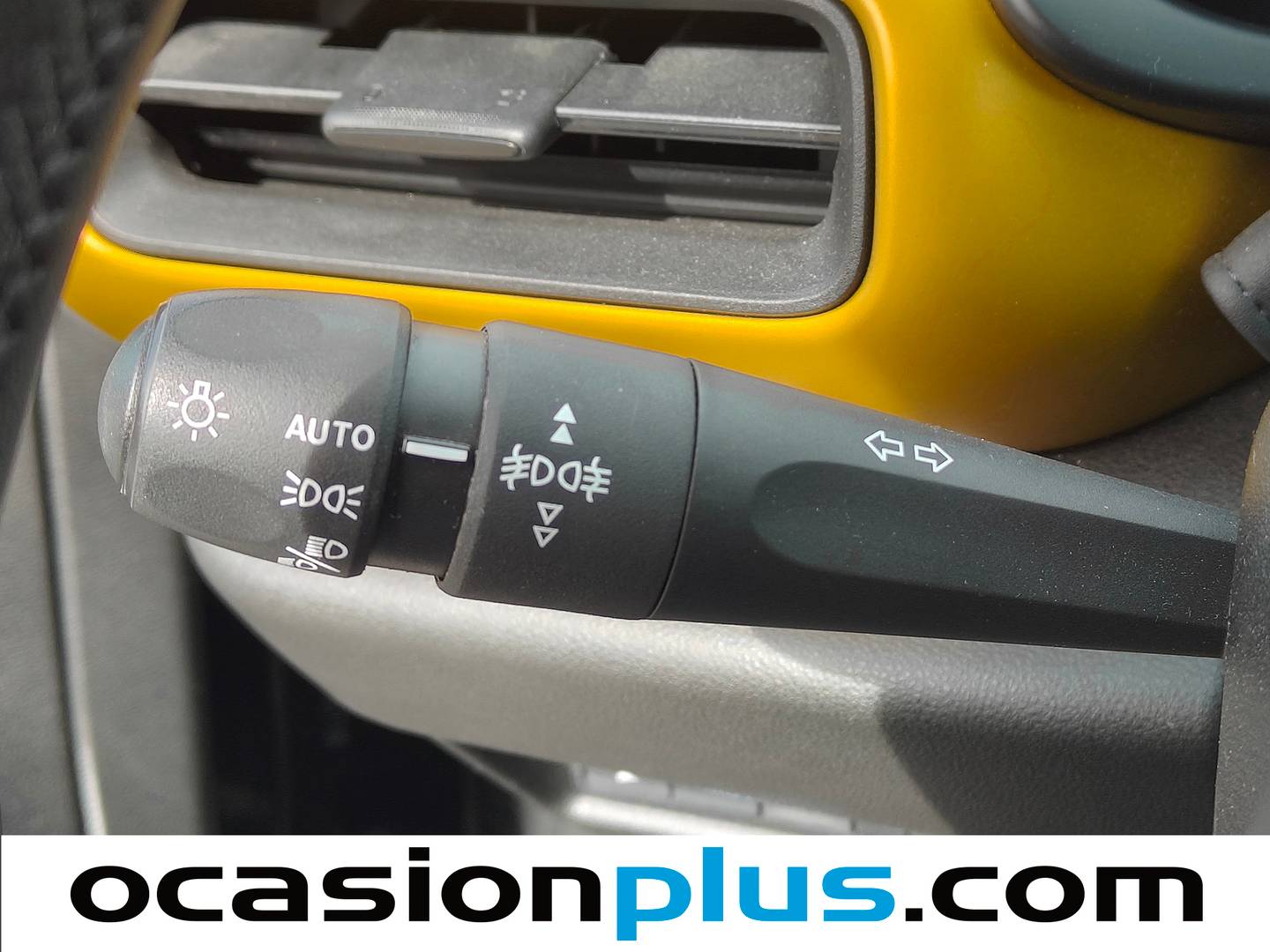 Foto Jeep Avenger Jeep Avenger 1.2 G Summit (100 CV)