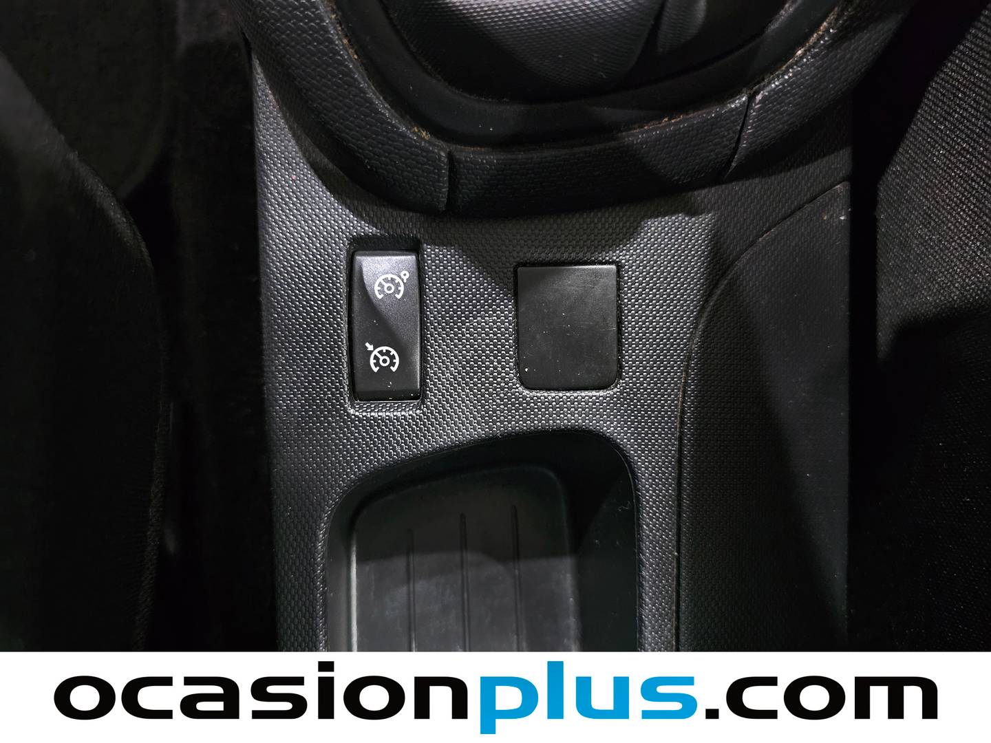 Extras y acabados del Renault Clio Renault Clio Business Energy dCi (75 CV)