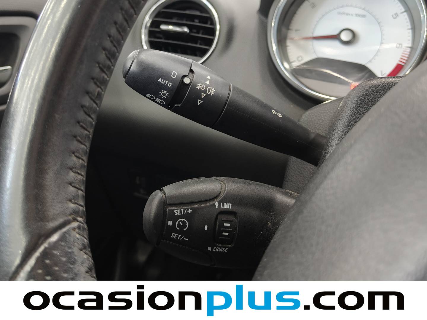 Extras y acabados del Peugeot 308 Peugeot 308 CC CC 1.6 VTi Active (122 CV)