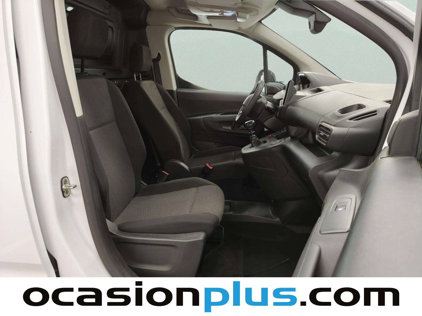 Fotos maletero Peugeot Partner Peugeot Partner Furgon BlueHDi 100 Standard 600kg (102 CV)