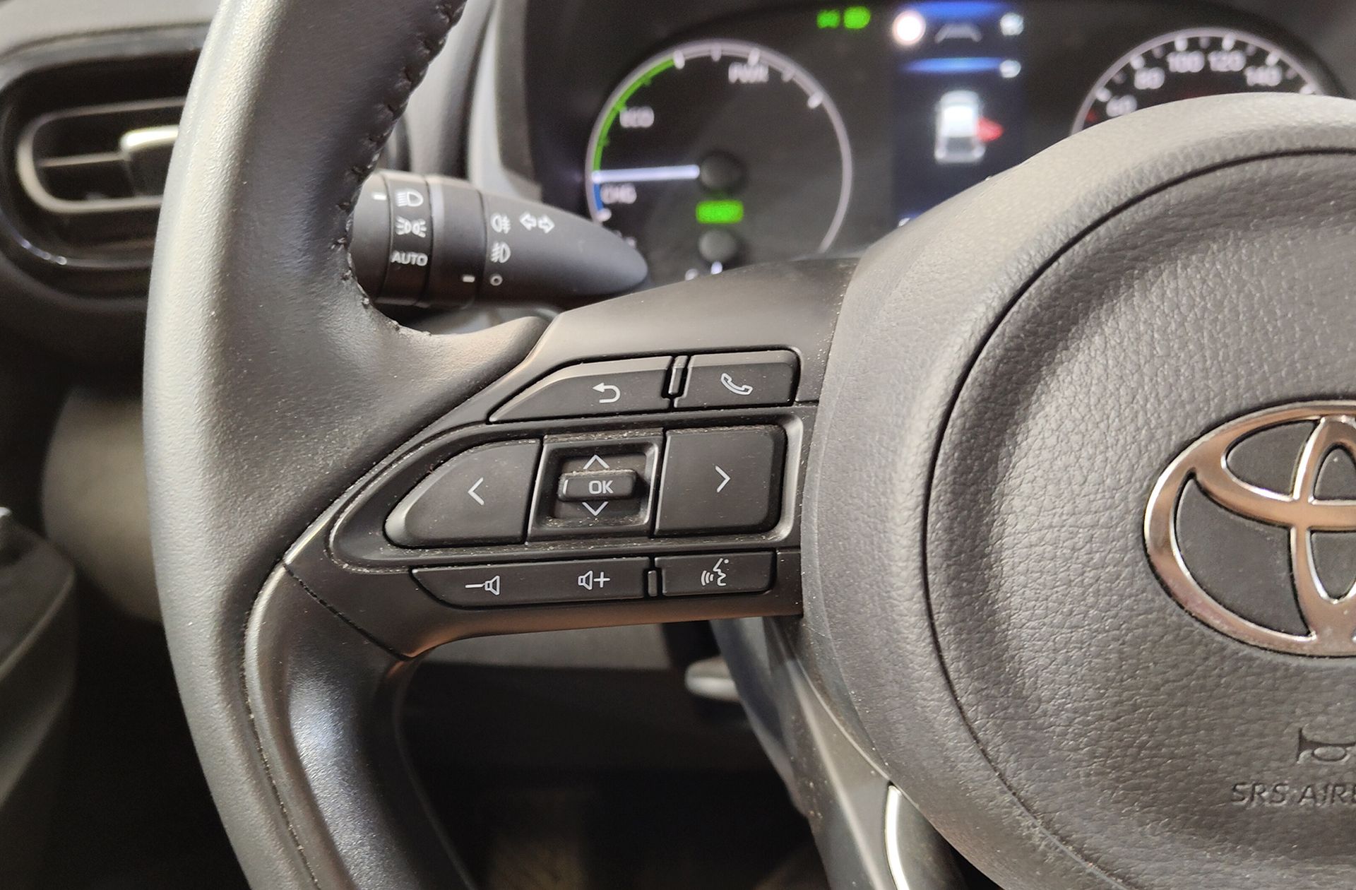 Toyota Yaris 120H Active Plus - foto 25