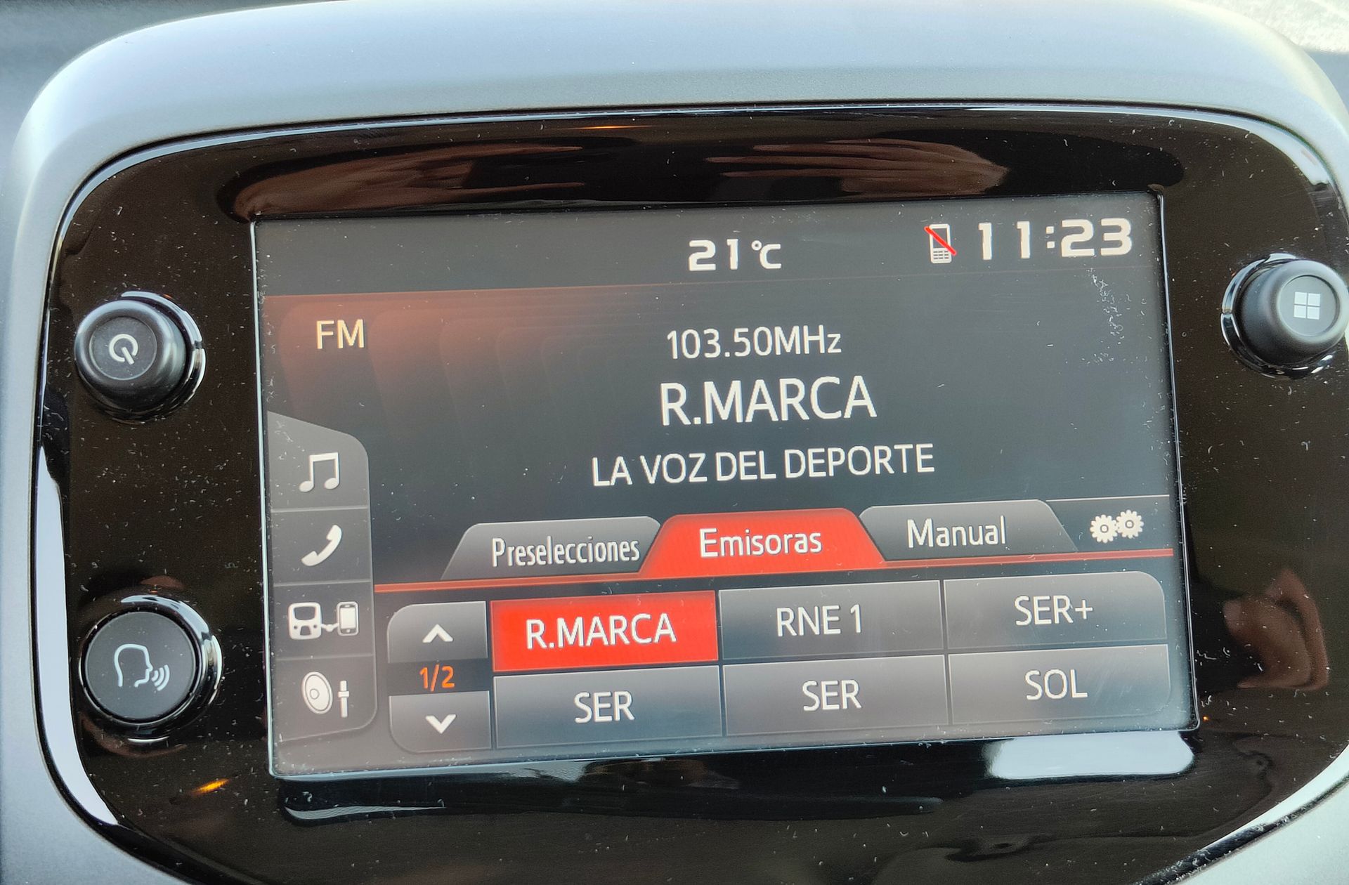 Toyota Aygo 1.0 70 X-Play - foto 30