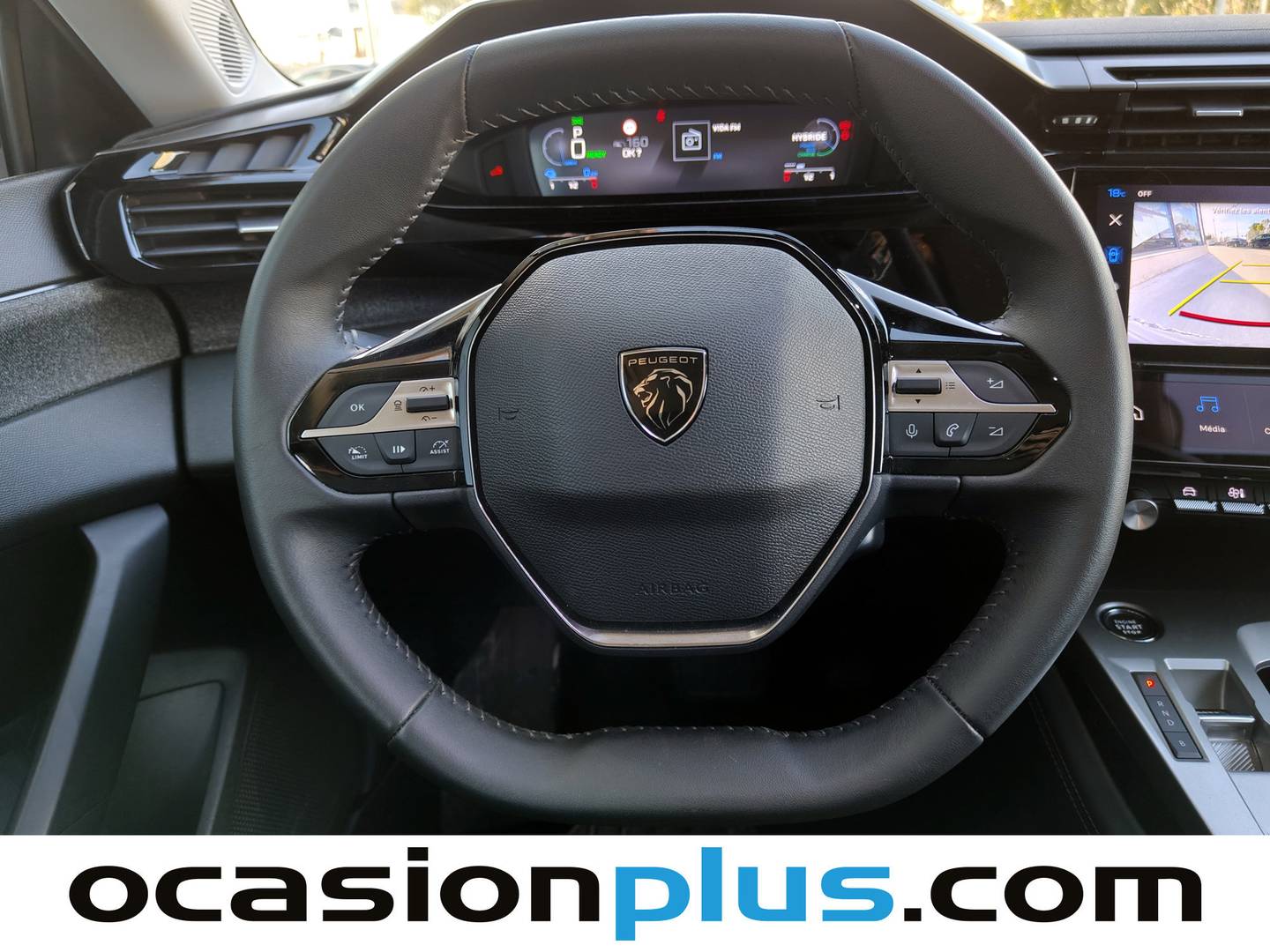 Foto Peugeot 408 Peugeot 408 Allure PHEV 180 e-EAT8  (181 CV)