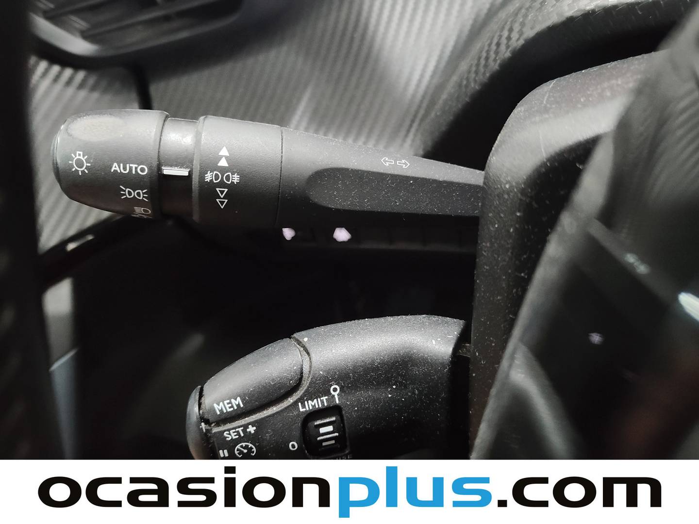 Foto Peugeot 2008 Peugeot 2008 PureTech 100 S&S Allure  (100 CV)