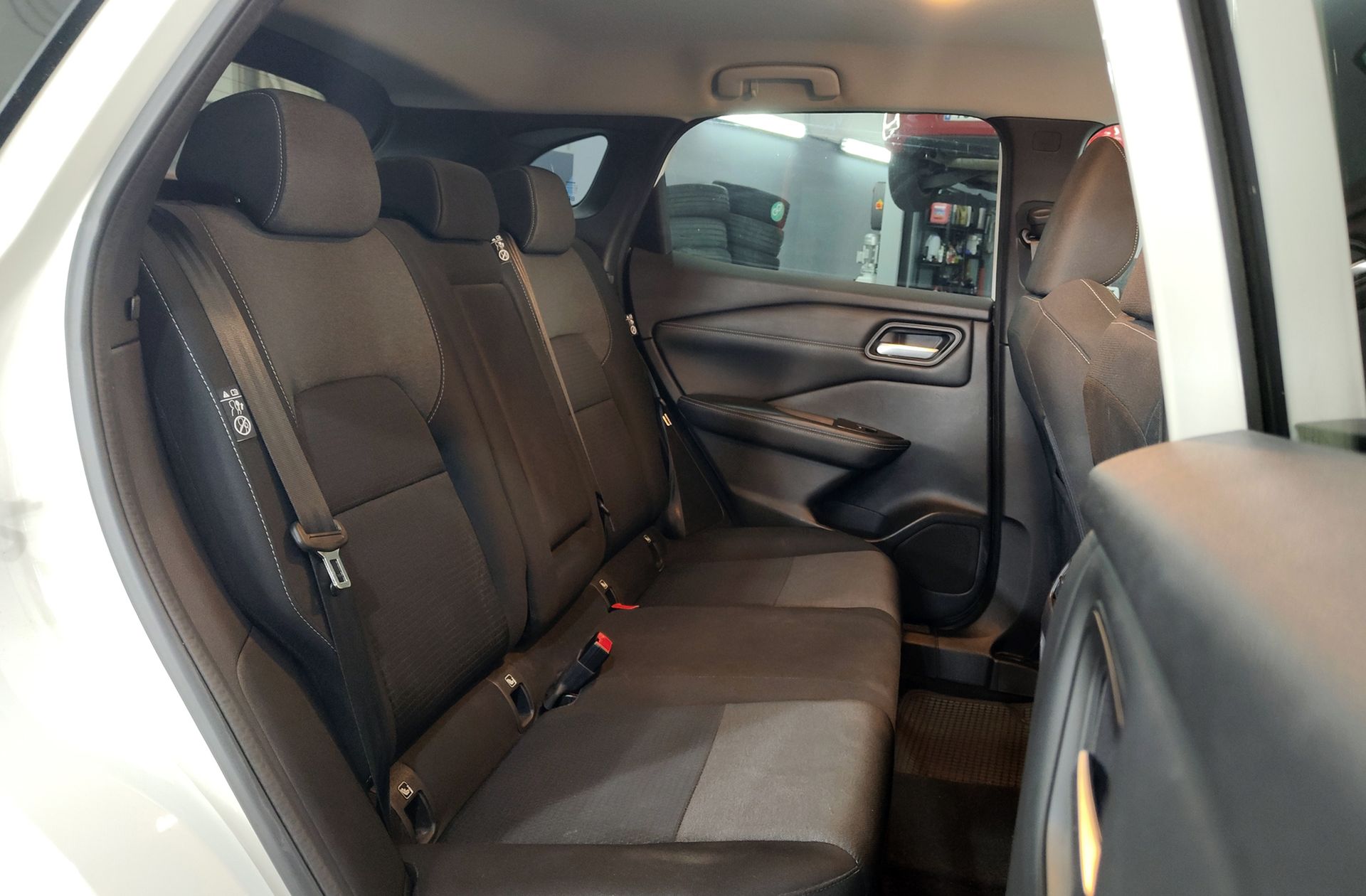 Nissan Qashqai DIG-T 140 mHEV N-Connecta 4x2 - foto 18