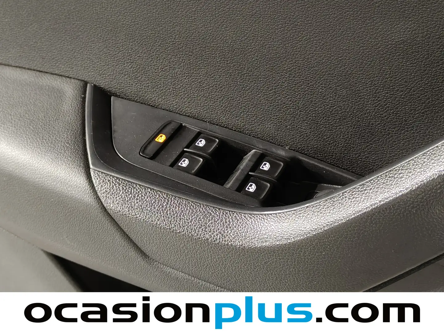 Foto Skoda Karoq Skoda Karoq 2.0 TDI Ambition 4X4 DSG (150 CV)