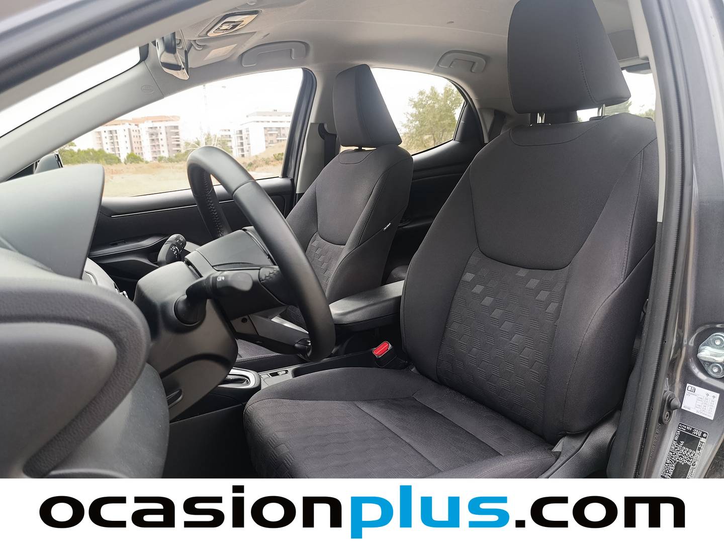 Foto asientos delanteros Toyota Yaris Toyota Yaris 120H Active Plus (116 CV)