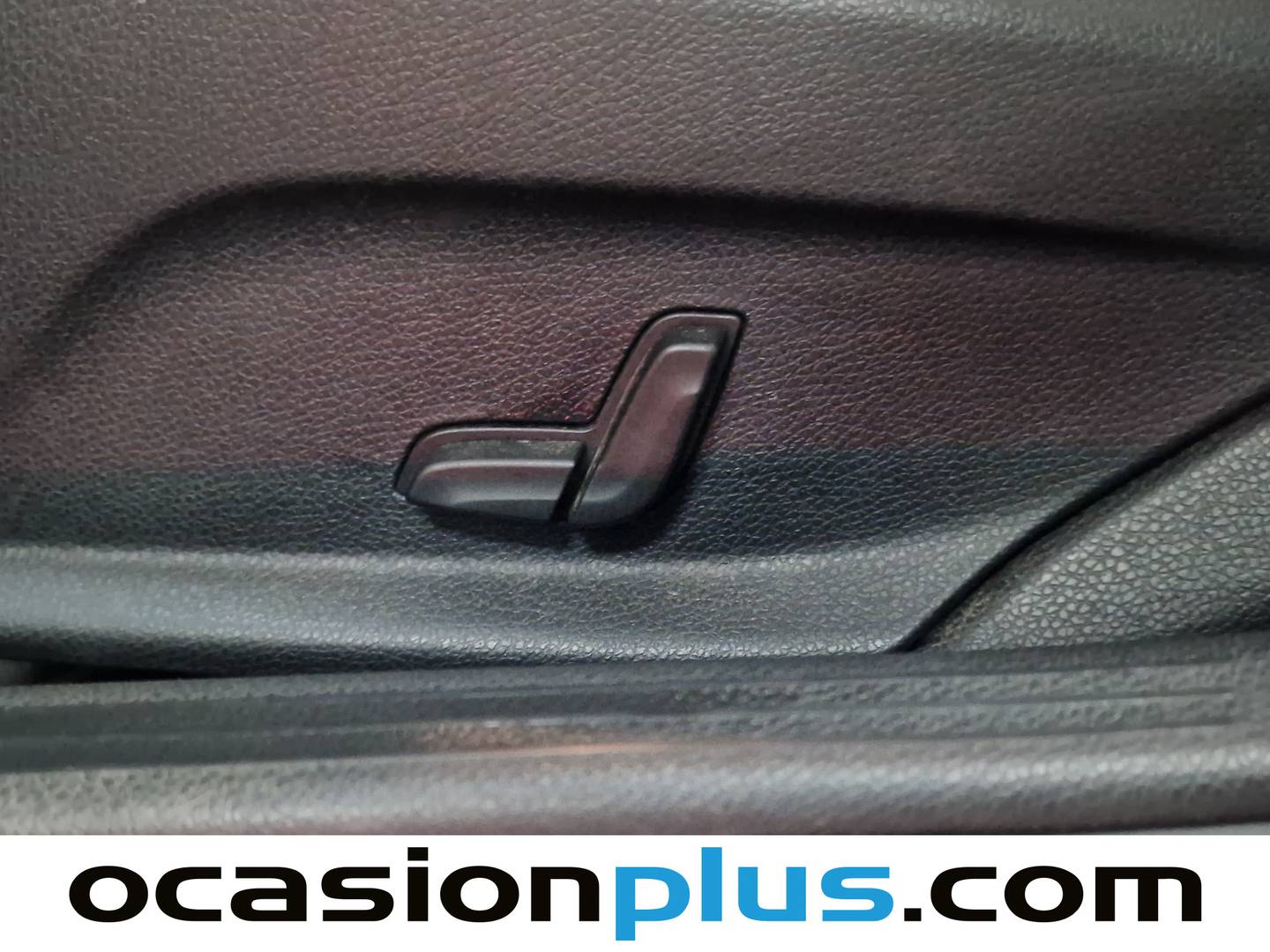 Equipamiento del Mercedes Clase C Mercedes Clase C 220 d (170 CV)
