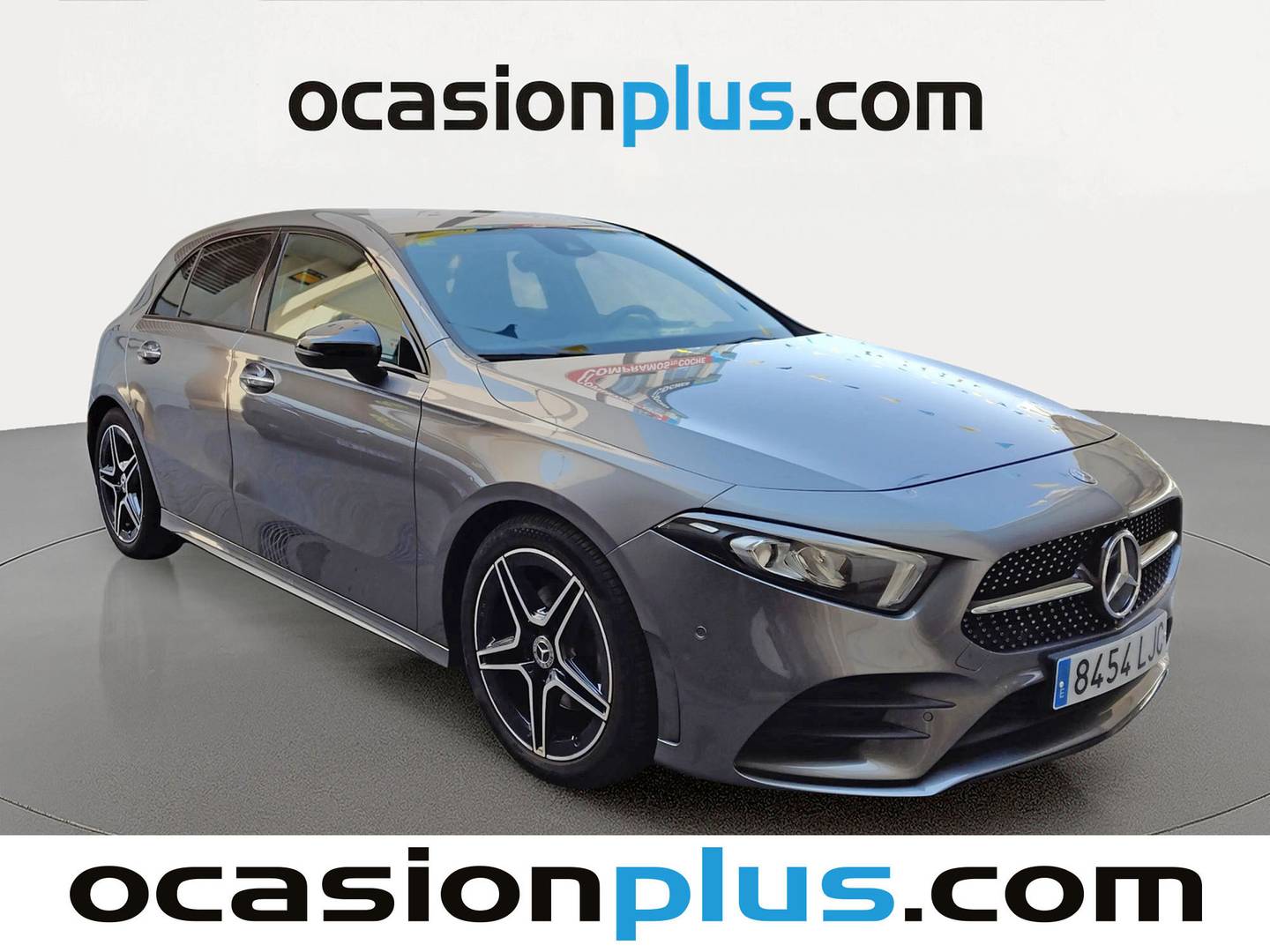 Foto delantera Mercedes Clase A Mercedes Clase A 180 d (116 CV) Pack AMG derecha