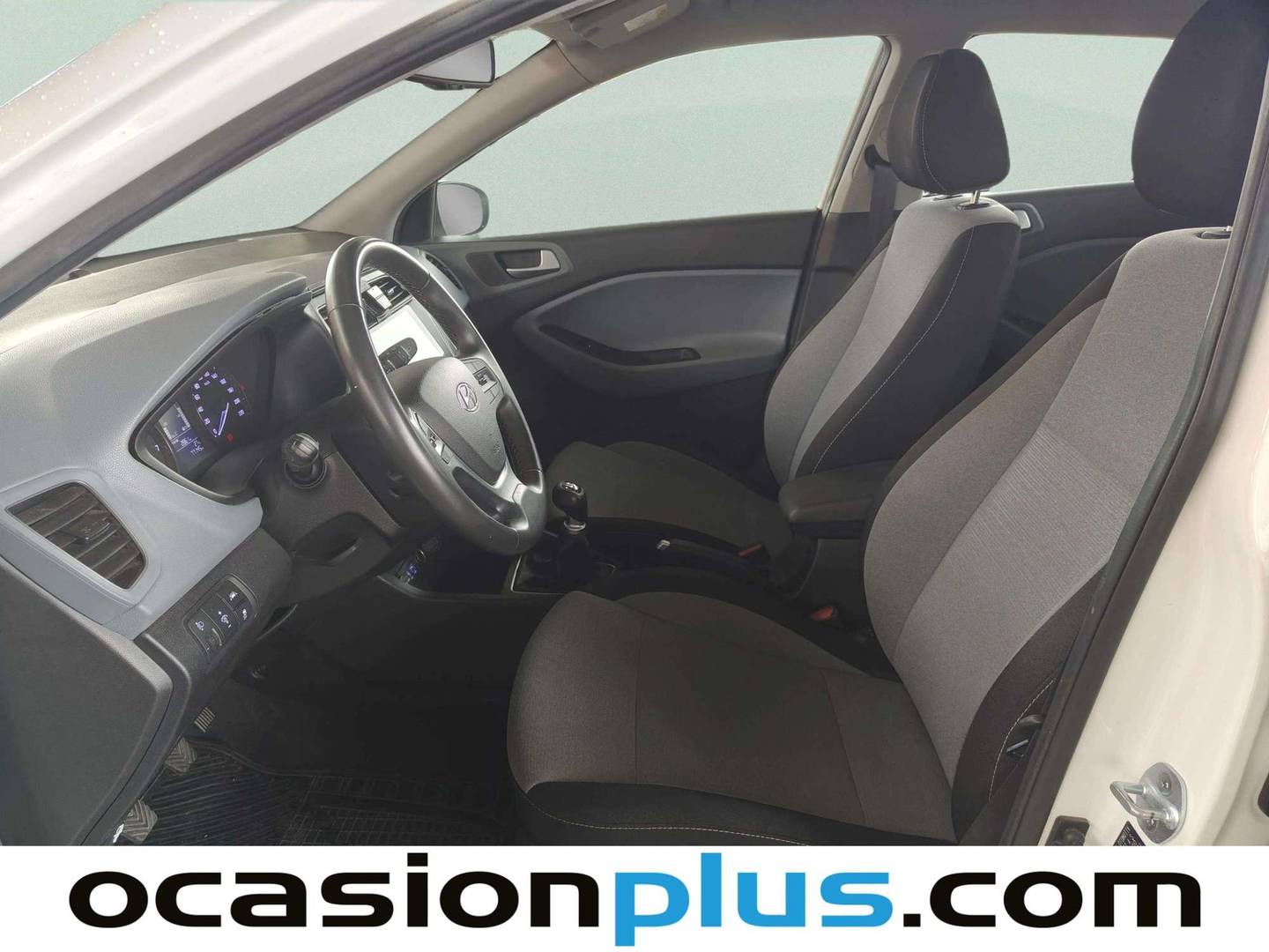 Foto asientos delanteros Hyundai i20 Hyundai i20 1.2 MPI Tecno (84 CV)