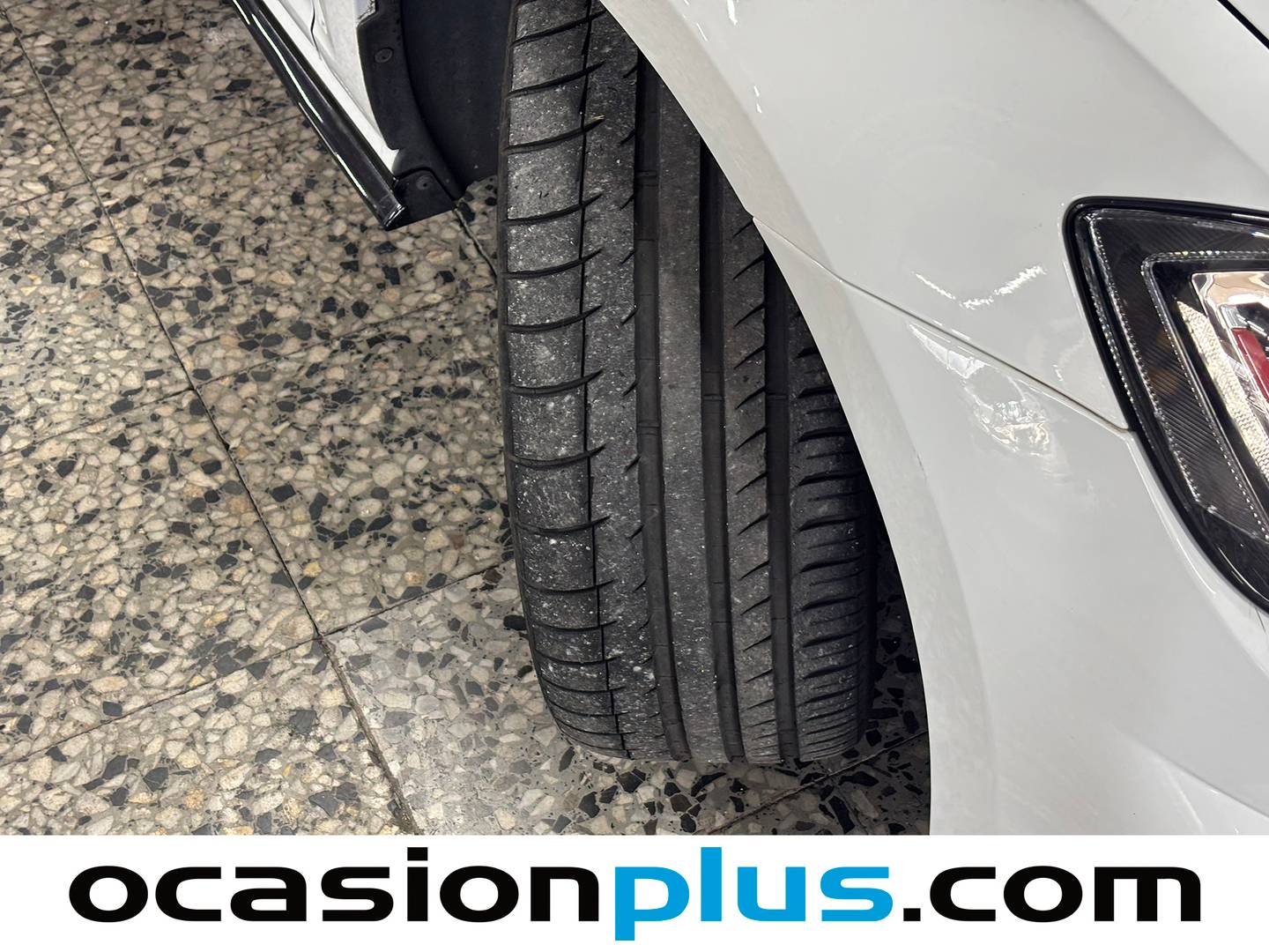 Volkswagen Golf Volkswagen Golf GTI TCR 2.0 TSI  (290 CV) DSG seminuevo