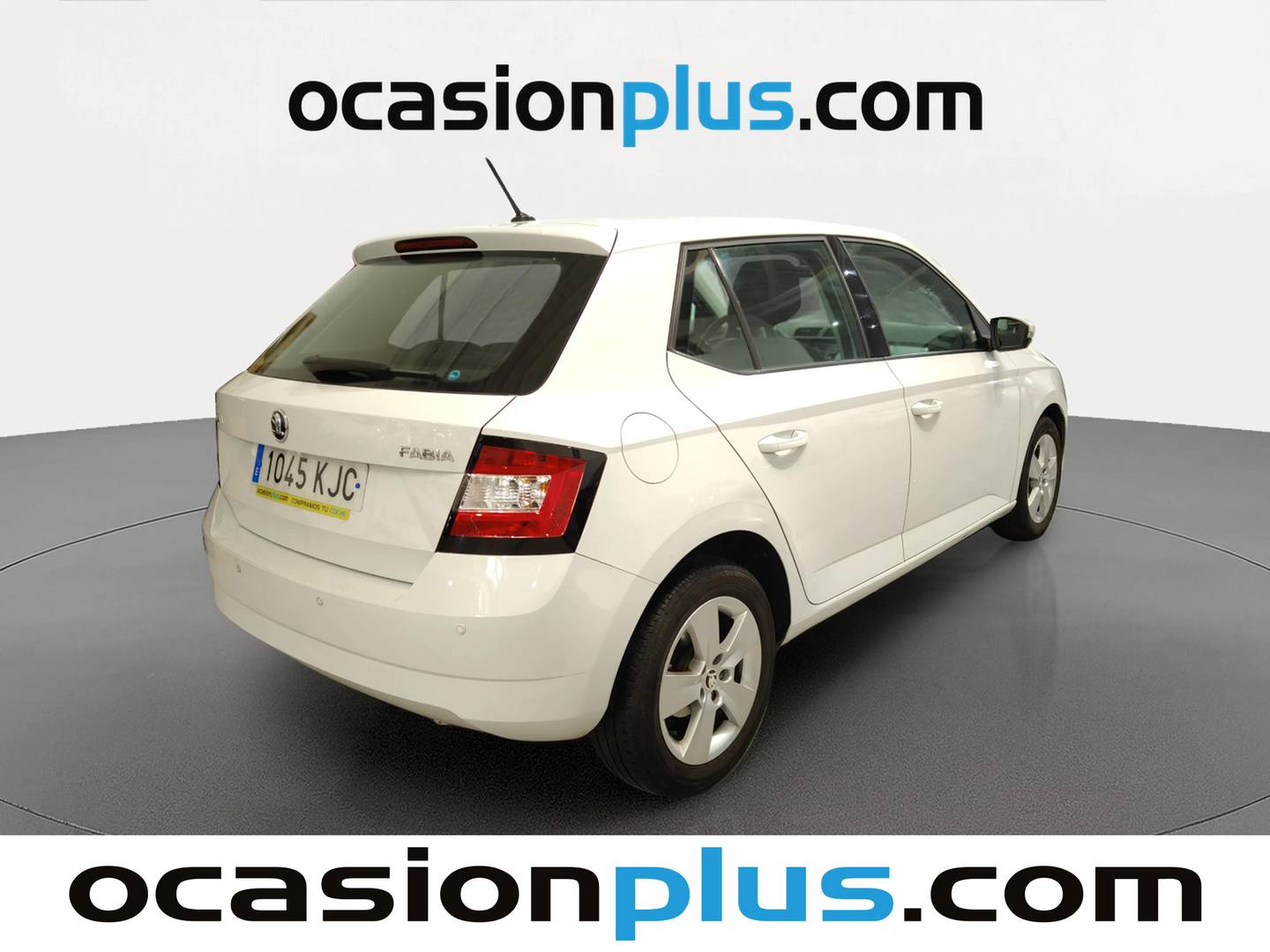 Foto trasera Skoda Fabia Skoda Fabia 1.0 TSI Like (95 CV) derecha