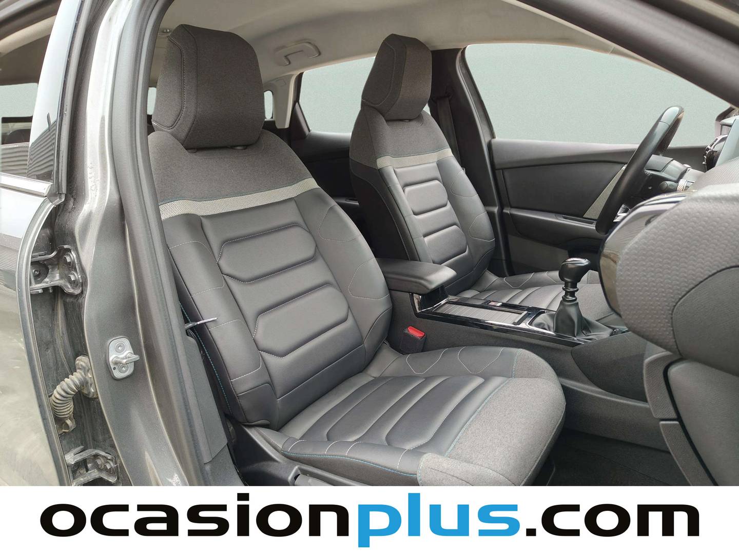 Foto Citroën C4 Citroen C4 PureTech 130 S&S Shine (130 CV)