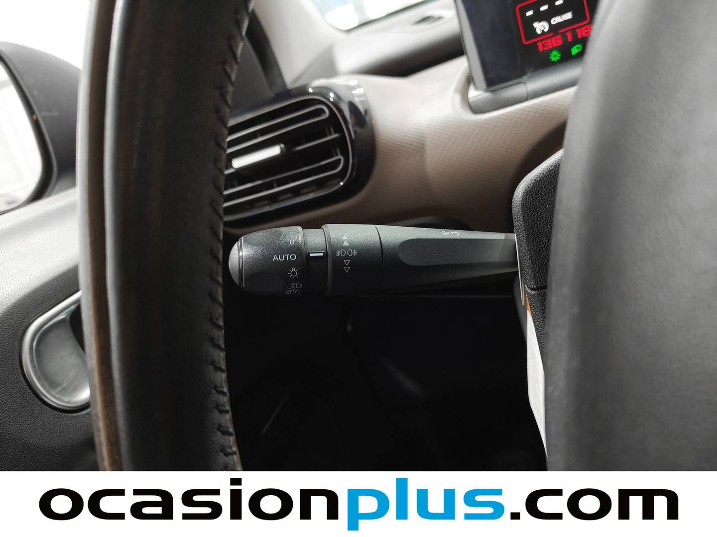 Extras y acabados del Citroën C4 Cactus Citroen C4 Cactus PureTech 82 Feel (82 CV)