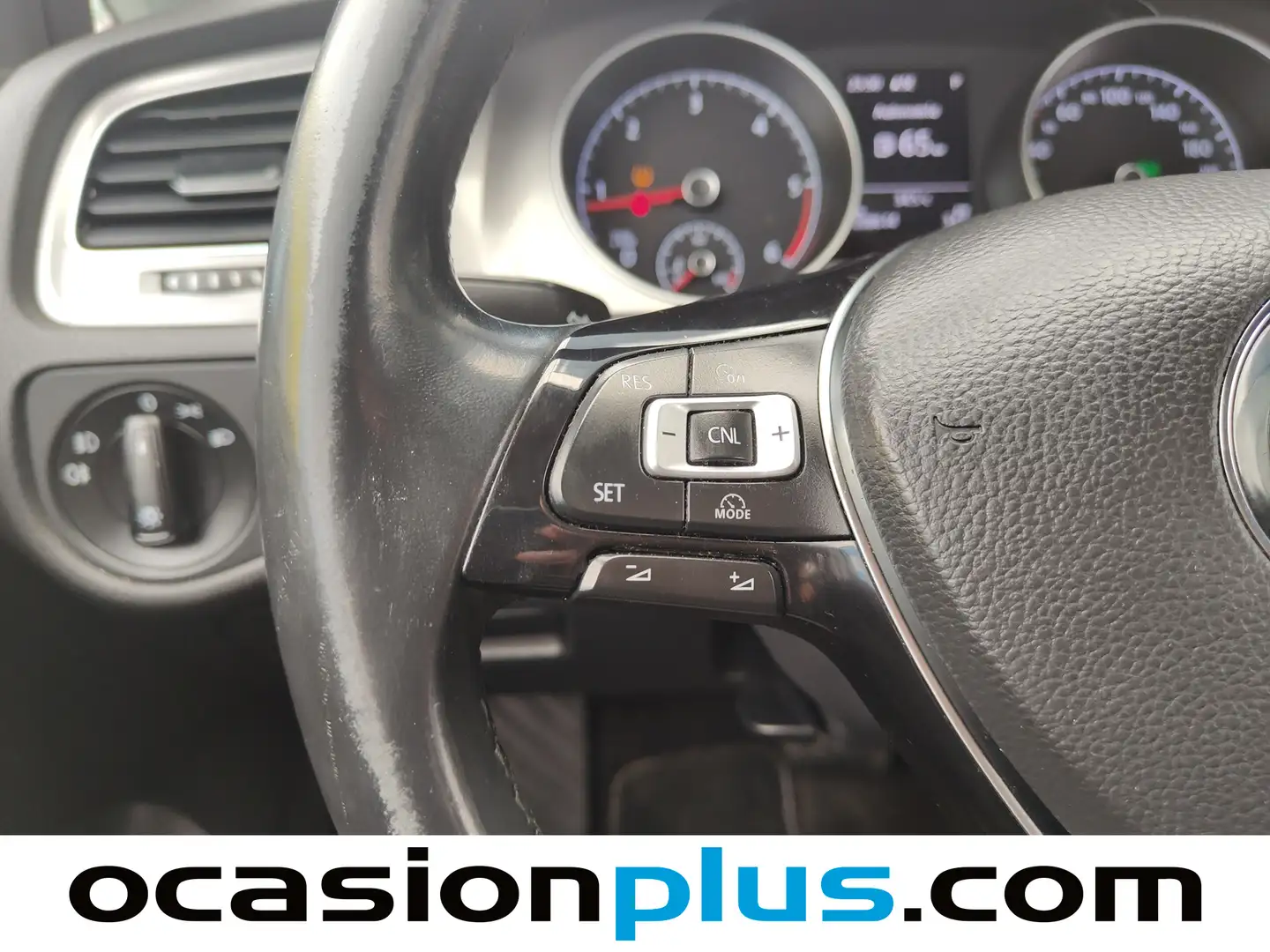 Foto Volkswagen Golf Volkswagen Golf Business & Navi 1.6 TDI BMT (110 CV) DSG