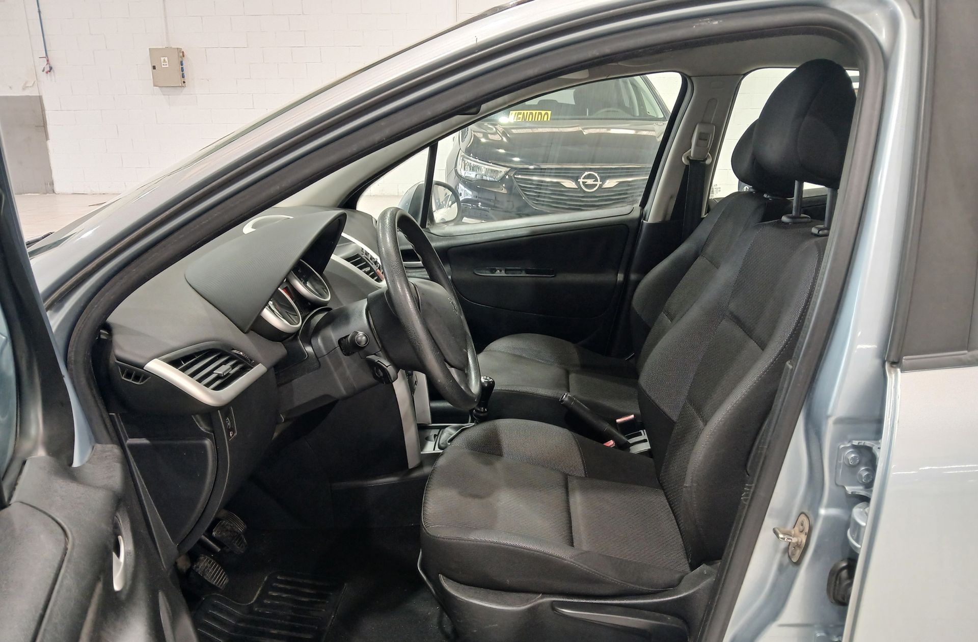 Peugeot 207 1.4 Business Line - foto 8