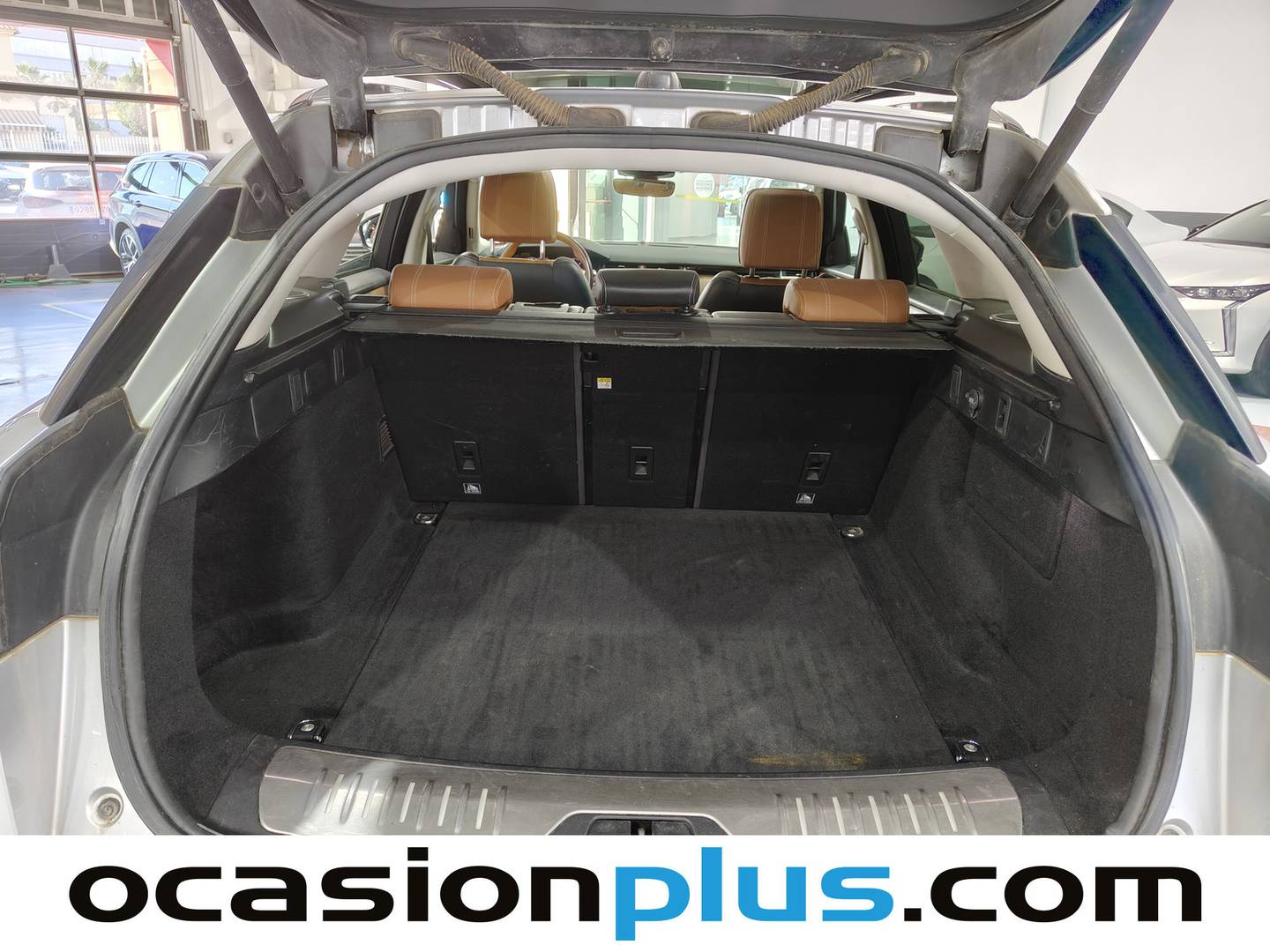 Fotos maletero Land Rover Range Rover Velar Land Rover Range Rover Velar D240 SE 4WD Auto (240 CV)