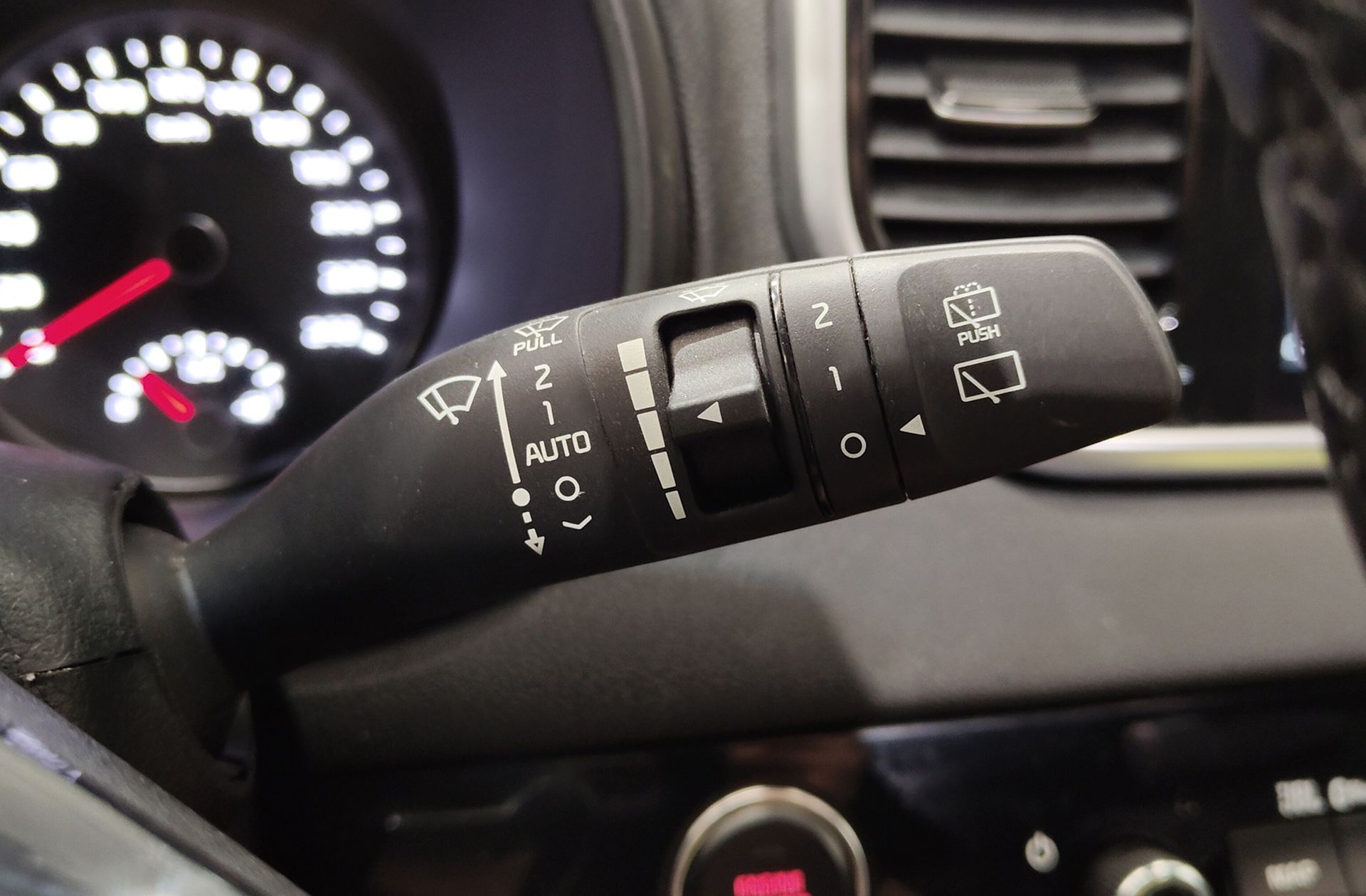 Kia Sportage 1.6 MHEV GT Line Xtreme 4x2 DCT - foto 39