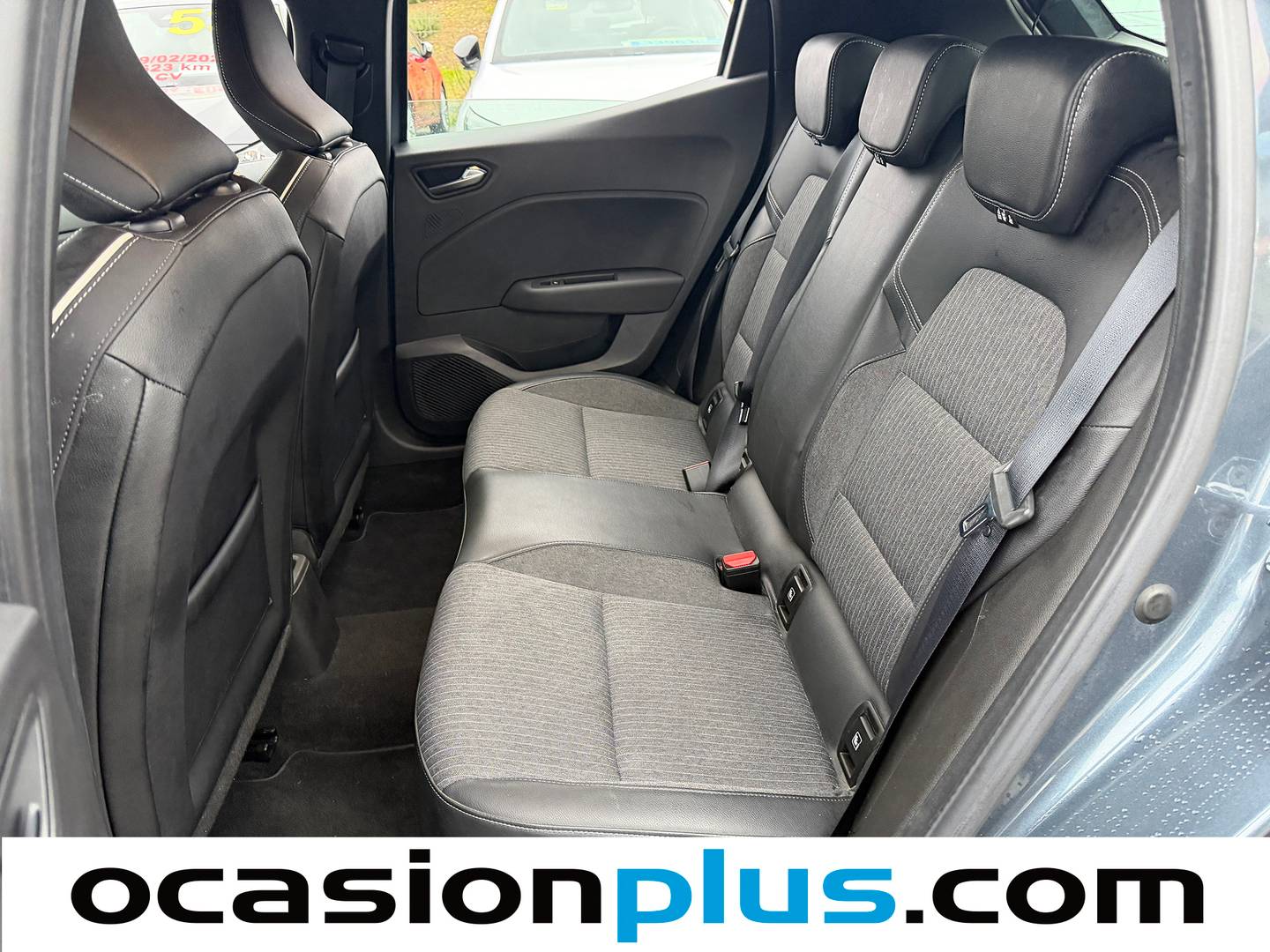 Foto asientos traseros Renault Clio Renault Clio Zen TCe (90 CV)