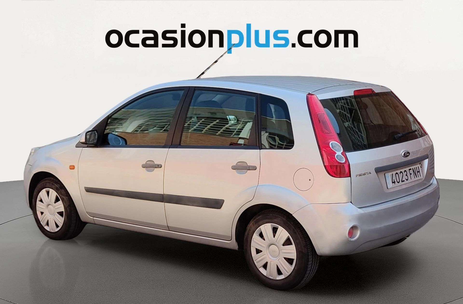 Ford Fiesta 1.4 Newport - foto 3
