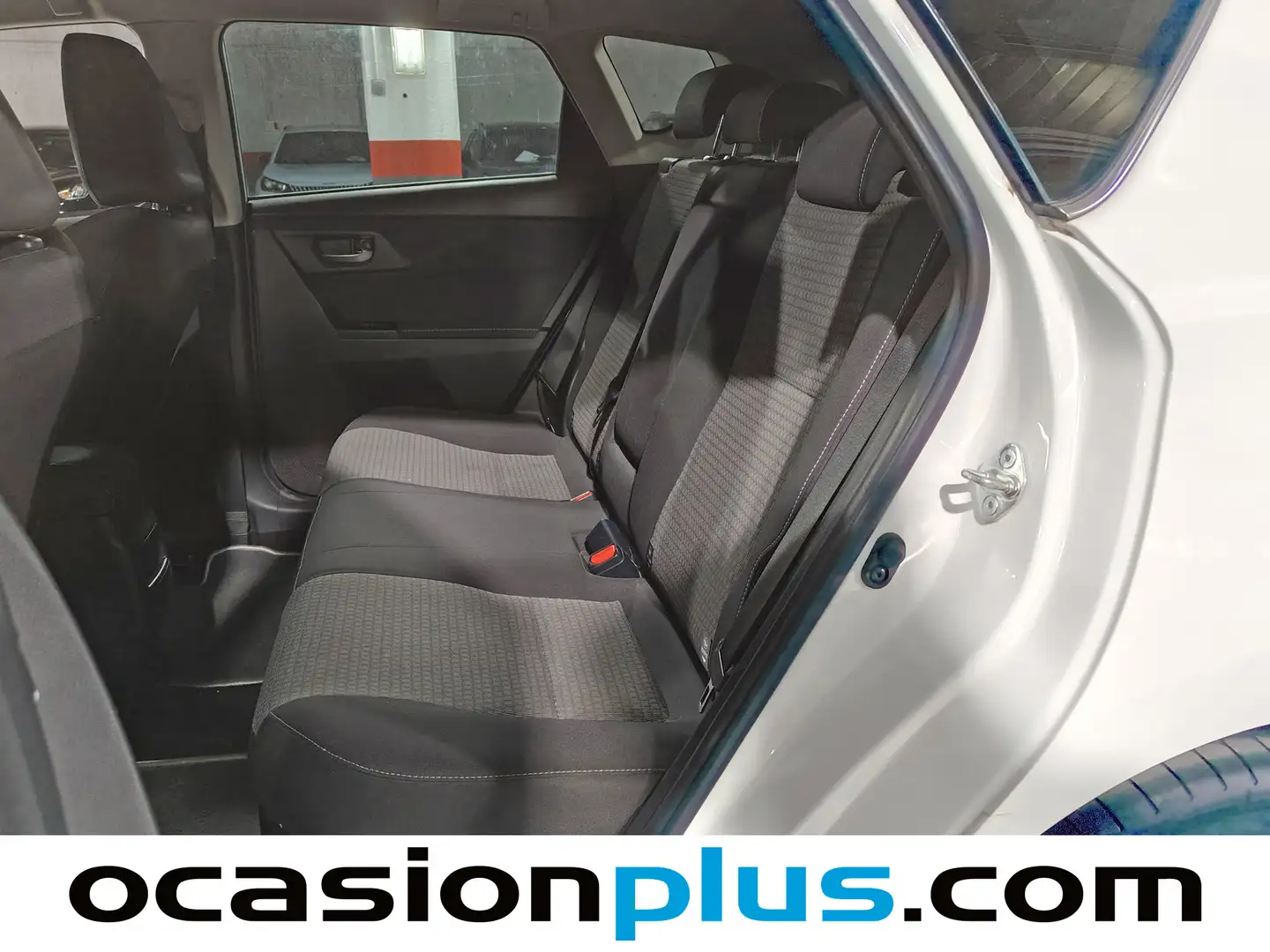 Foto Toyota Auris Toyota Auris 140H Hybrid Feel! (136 CV)