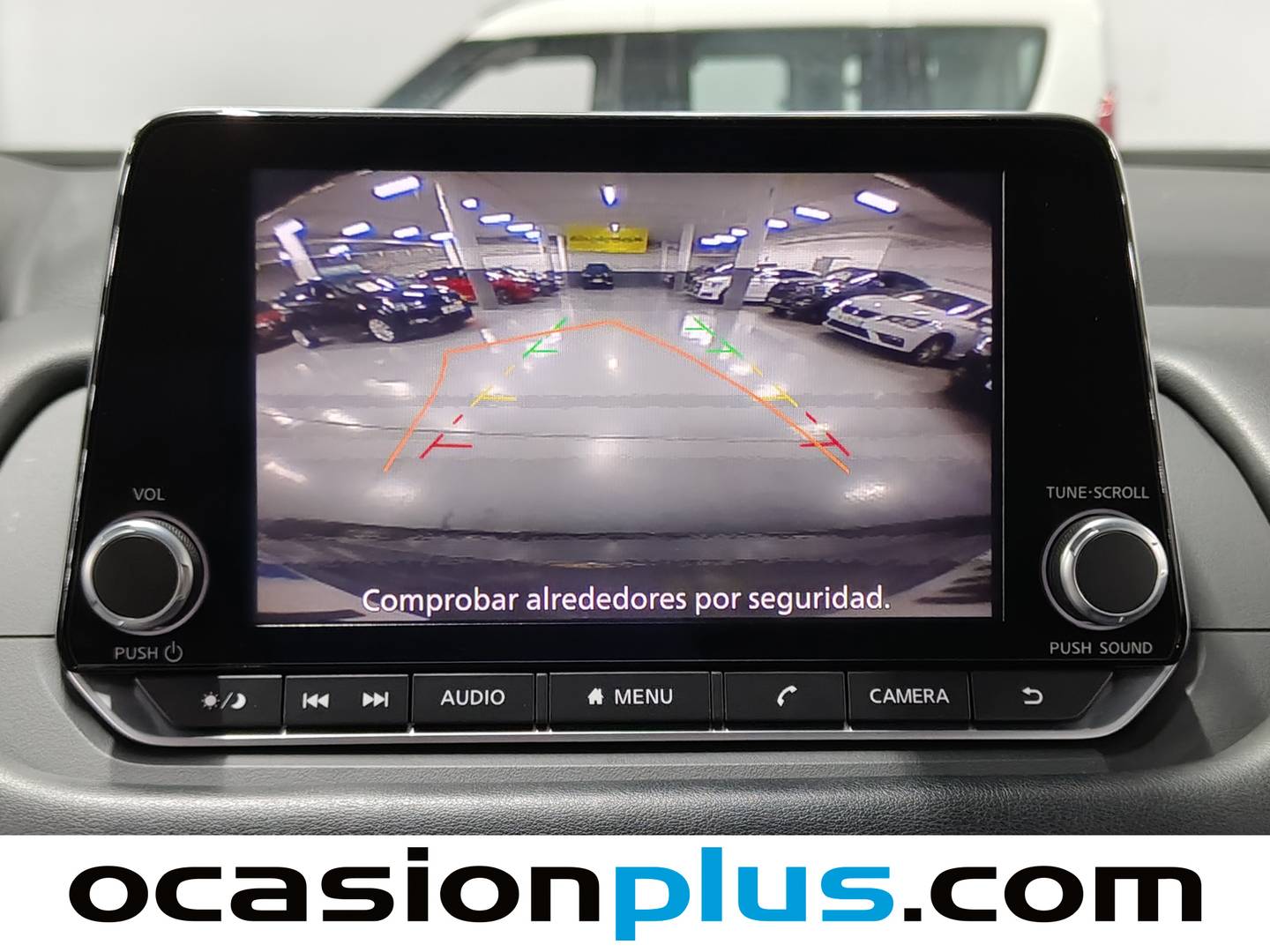 Extras y acabados del Nissan QASHQAI Nissan Qashqai DIG-T 140 mHEV Acenta 4x2 (140 CV)