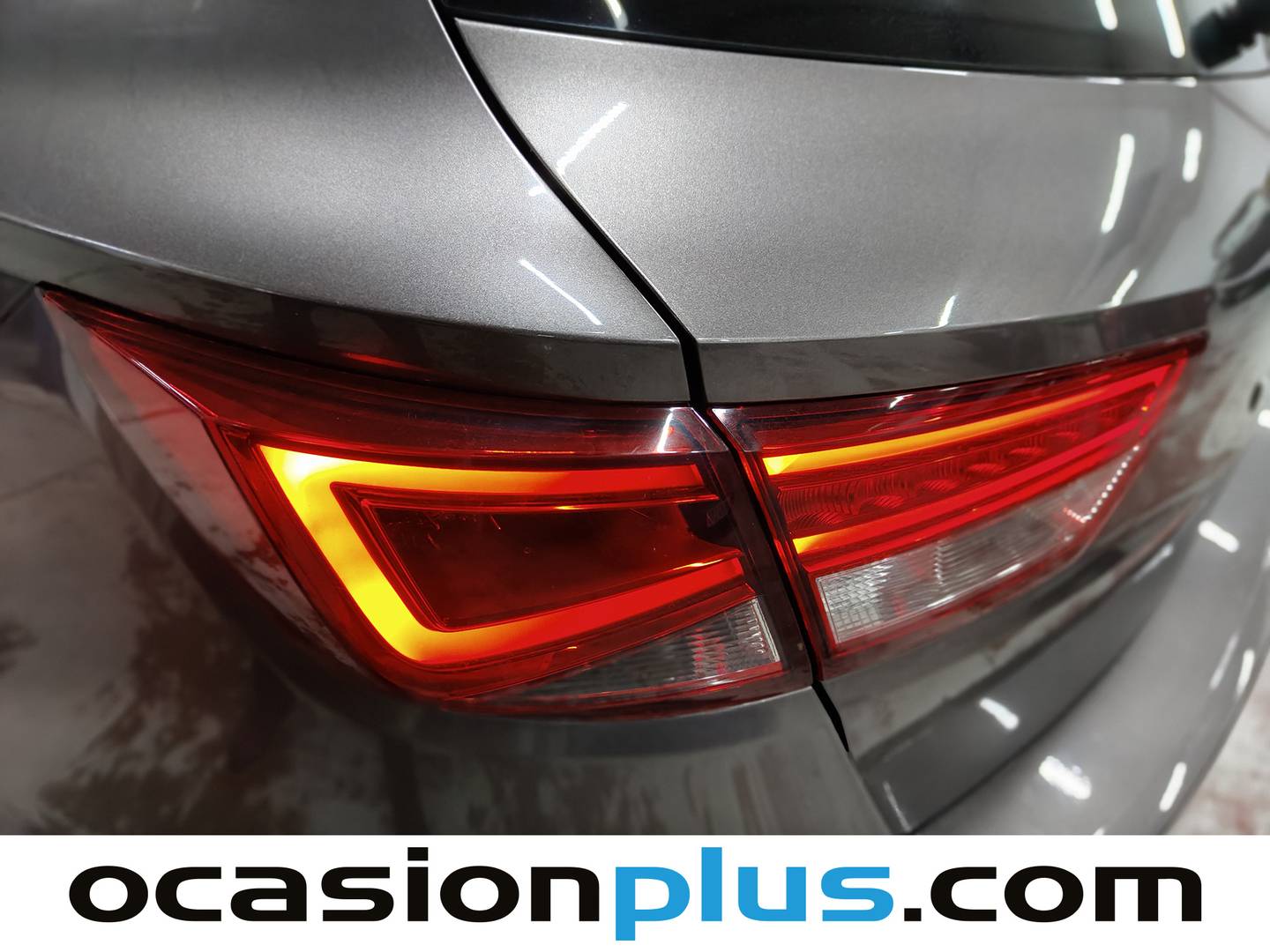 Acabados Seat León Seat León ST 2.0 TDI S&S FR DSG  (184 CV)