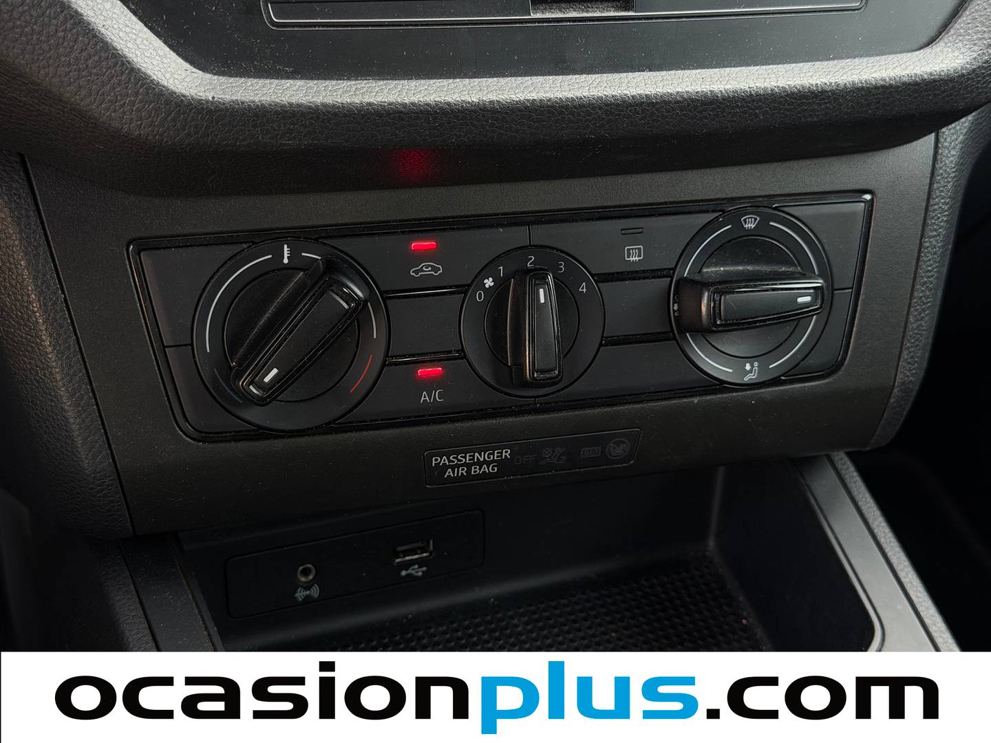 Extras del Seat Ibiza Seat Ibiza 1.0 Reference (75 CV)