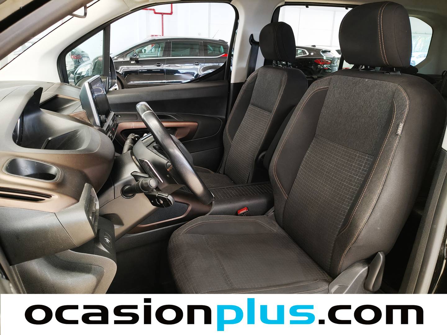 Foto asientos delanteros Peugeot Rifter Peugeot Rifter PureTech 130 GT Line Standard EAT8 (130 CV)