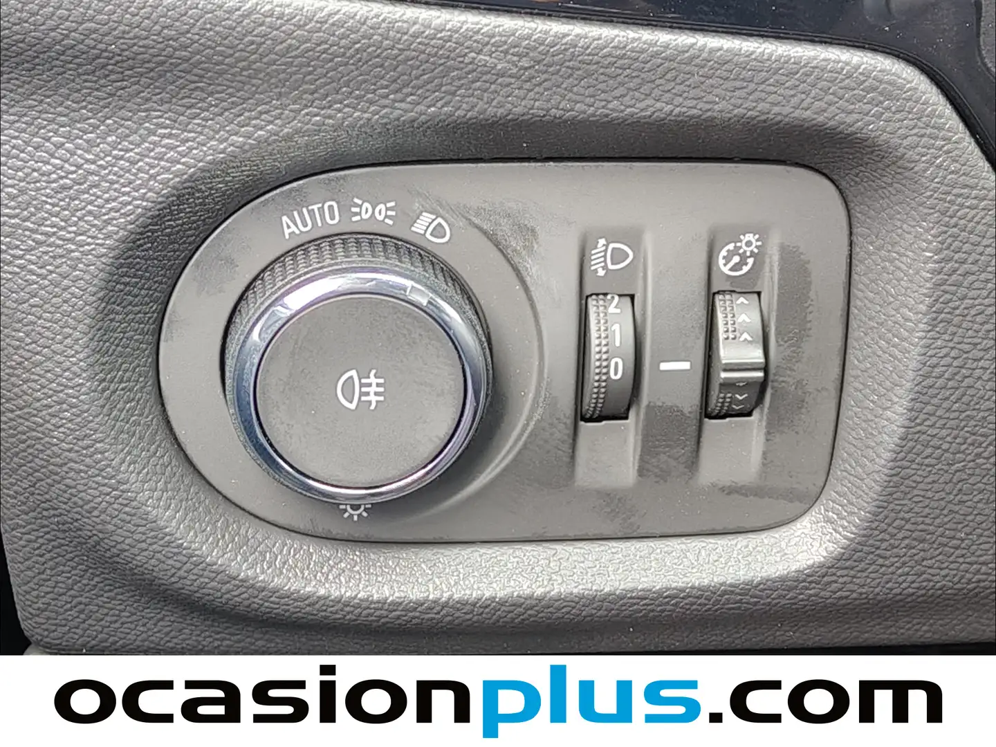 Foto Opel Corsa Opel Corsa 1.2 T XHL GS eDCT 81 kW (100 CV)