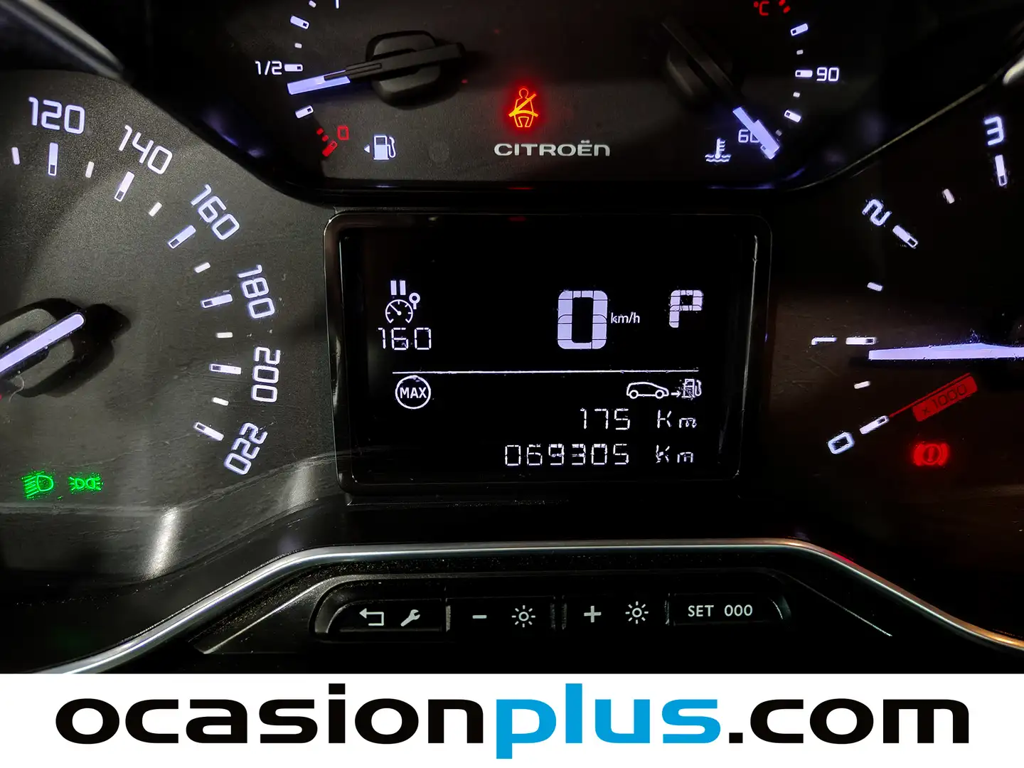 Foto Citroën C3 Aircross Citroen C3 Aircross PureTech 130 Shine Pack EAT6 (131 CV)